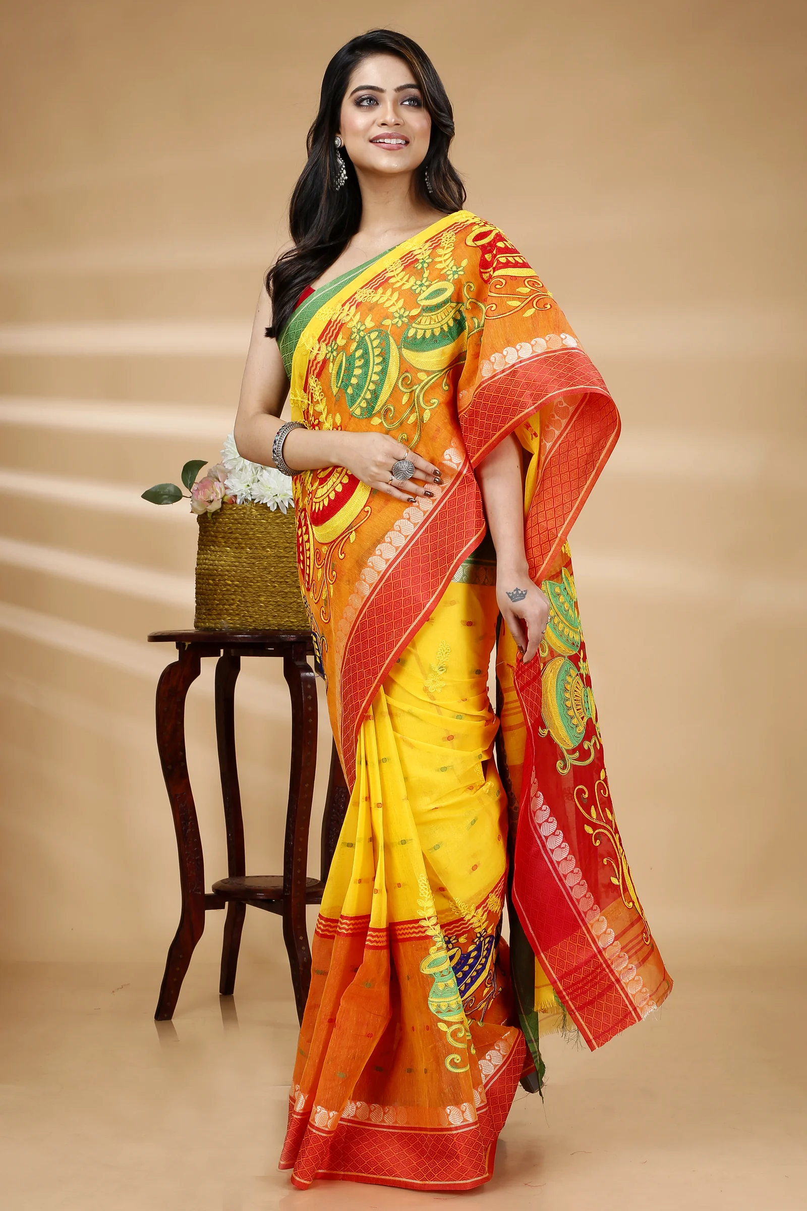Yellow Red Pure Cotton Embi_Ganga_Buti Tant Embroidery (1001)