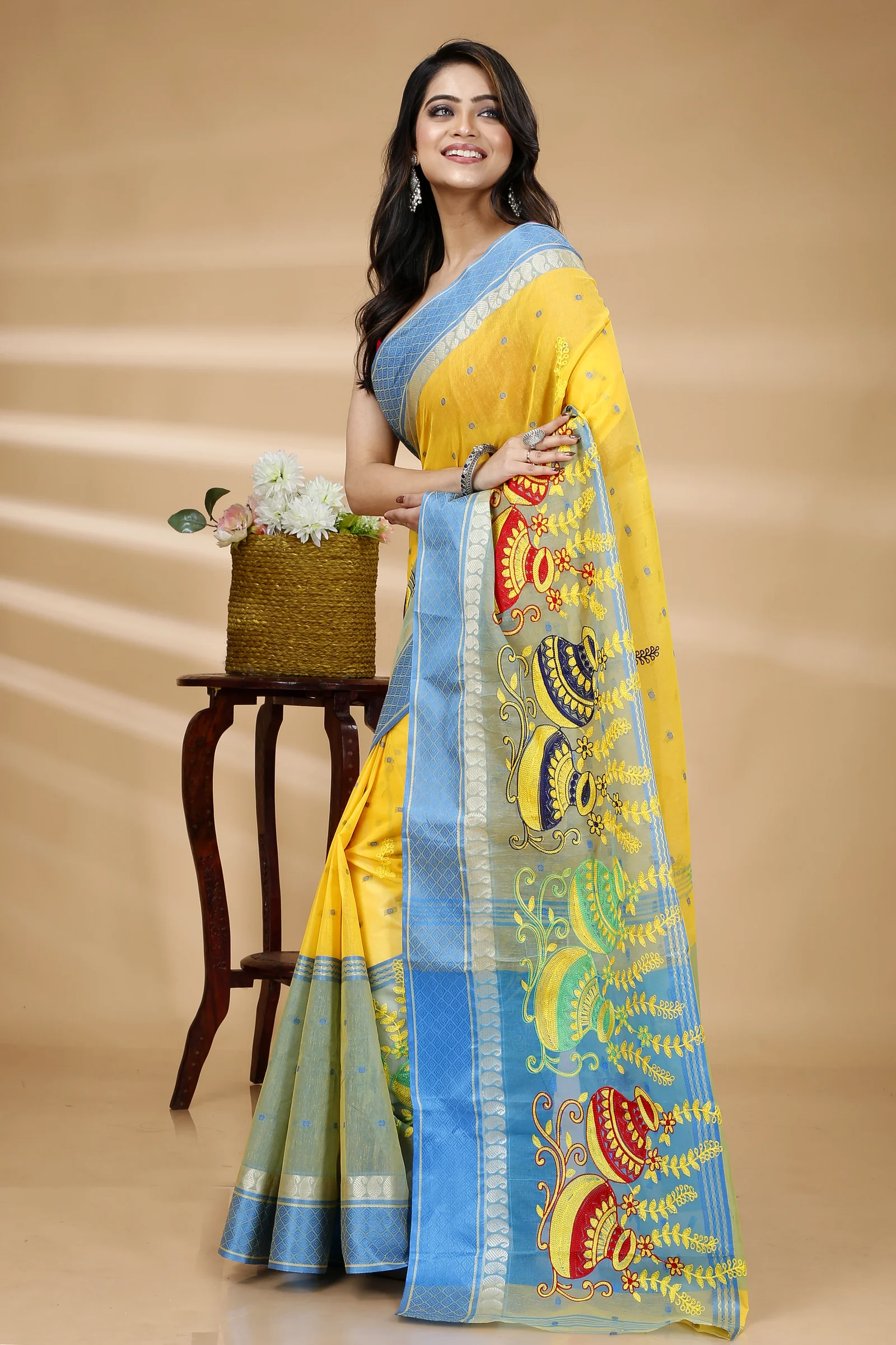 Light Yellow Pure Cotton Embi_Ganga_Buti Tant Embroidery (1003)