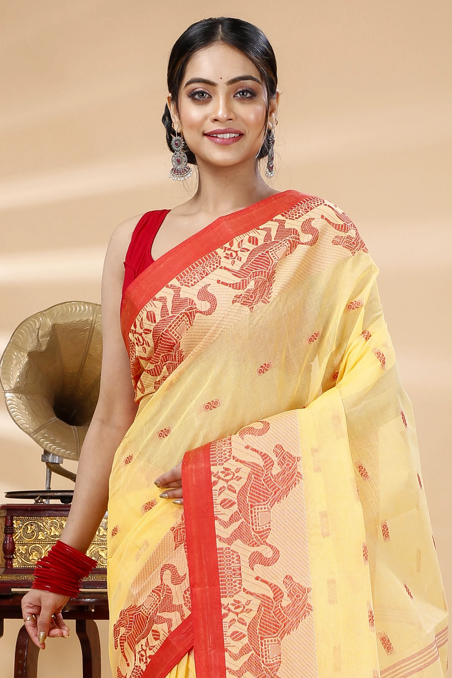 Light Yellow Pure Cotton Indrani Tant Saree (1017)