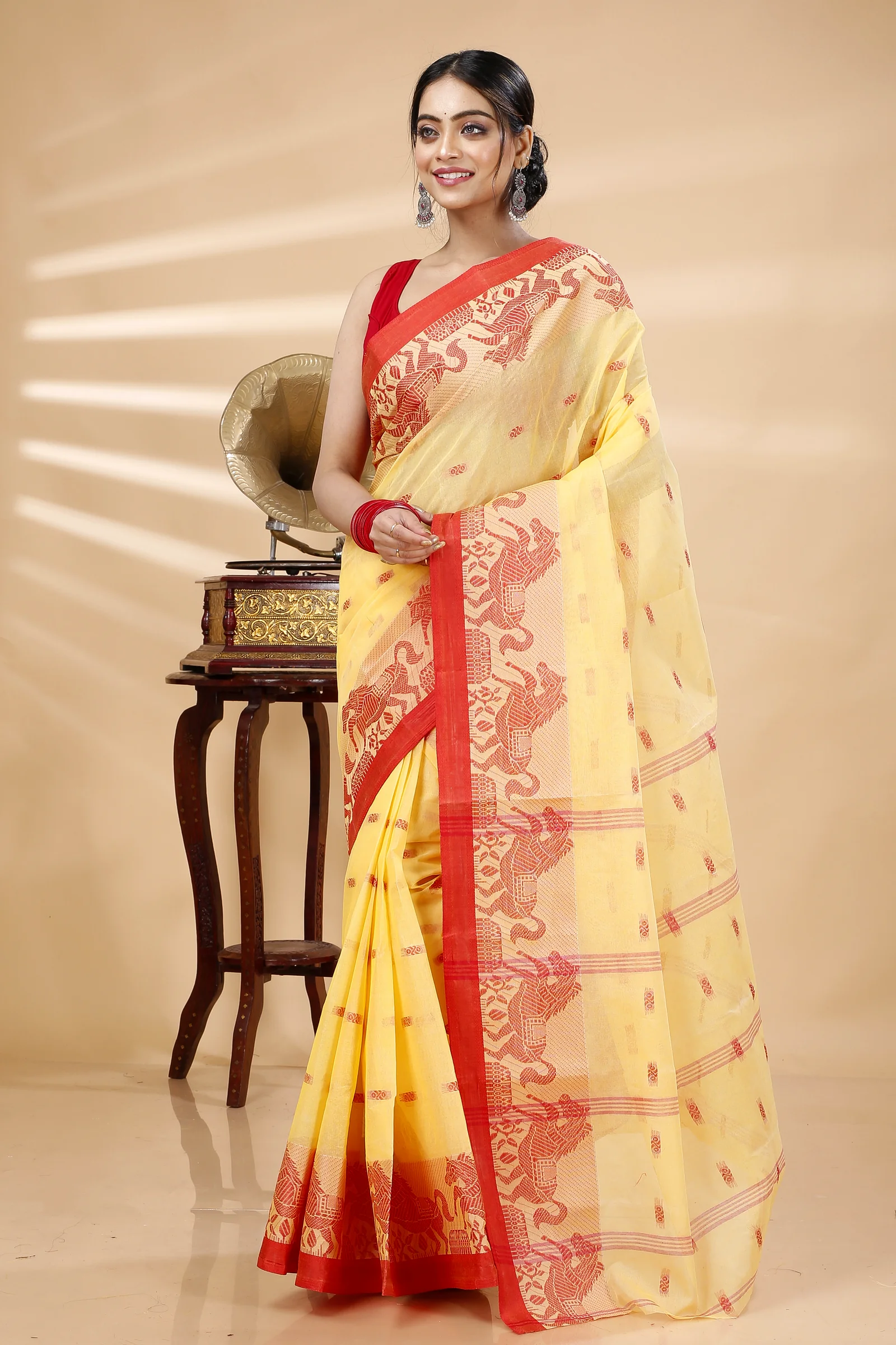 Light Yellow Pure Cotton Indrani Tant Saree (1017)