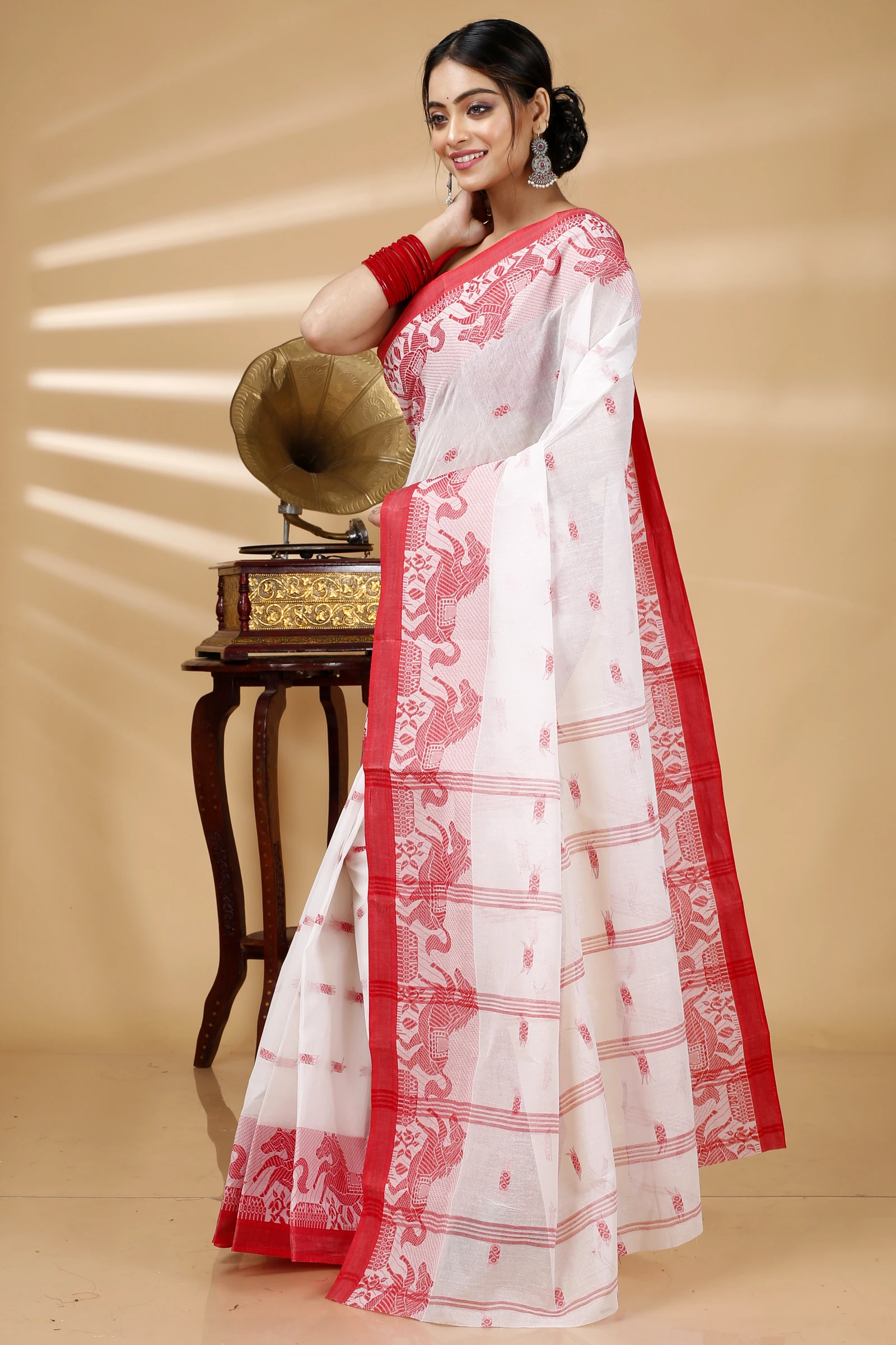 White Red Pure Cotton Indrani Tant Saree (1019)