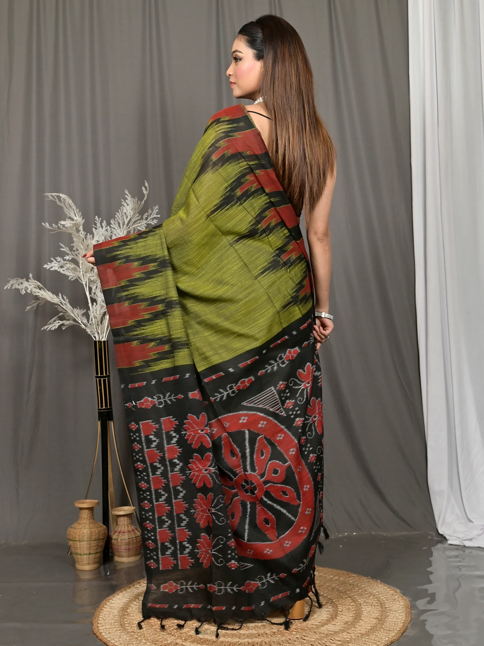 Green Black Cotton Soupur Kotki Saree  (104)