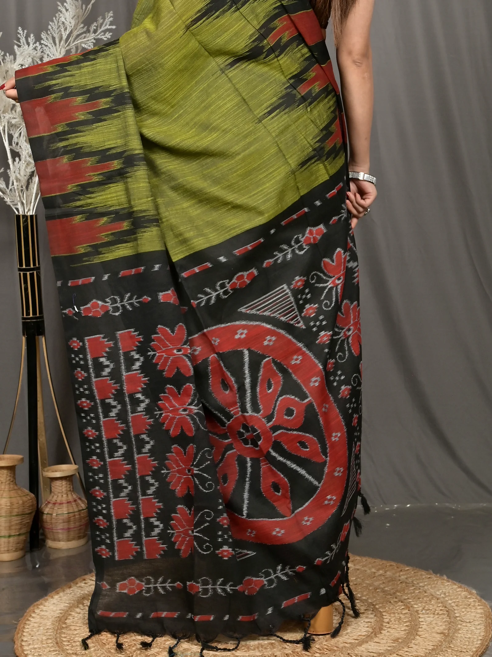 Green Black Cotton Soupur Kotki Saree  (104)