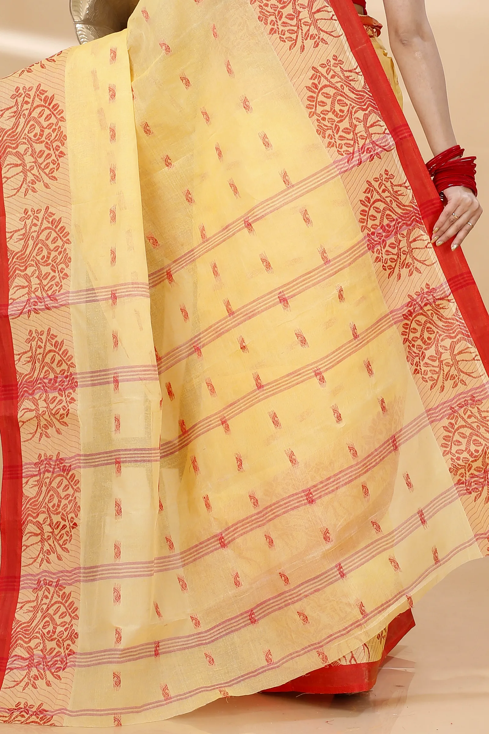 Light Yellow Pure Cotton Somaya Tant Saree (1043)