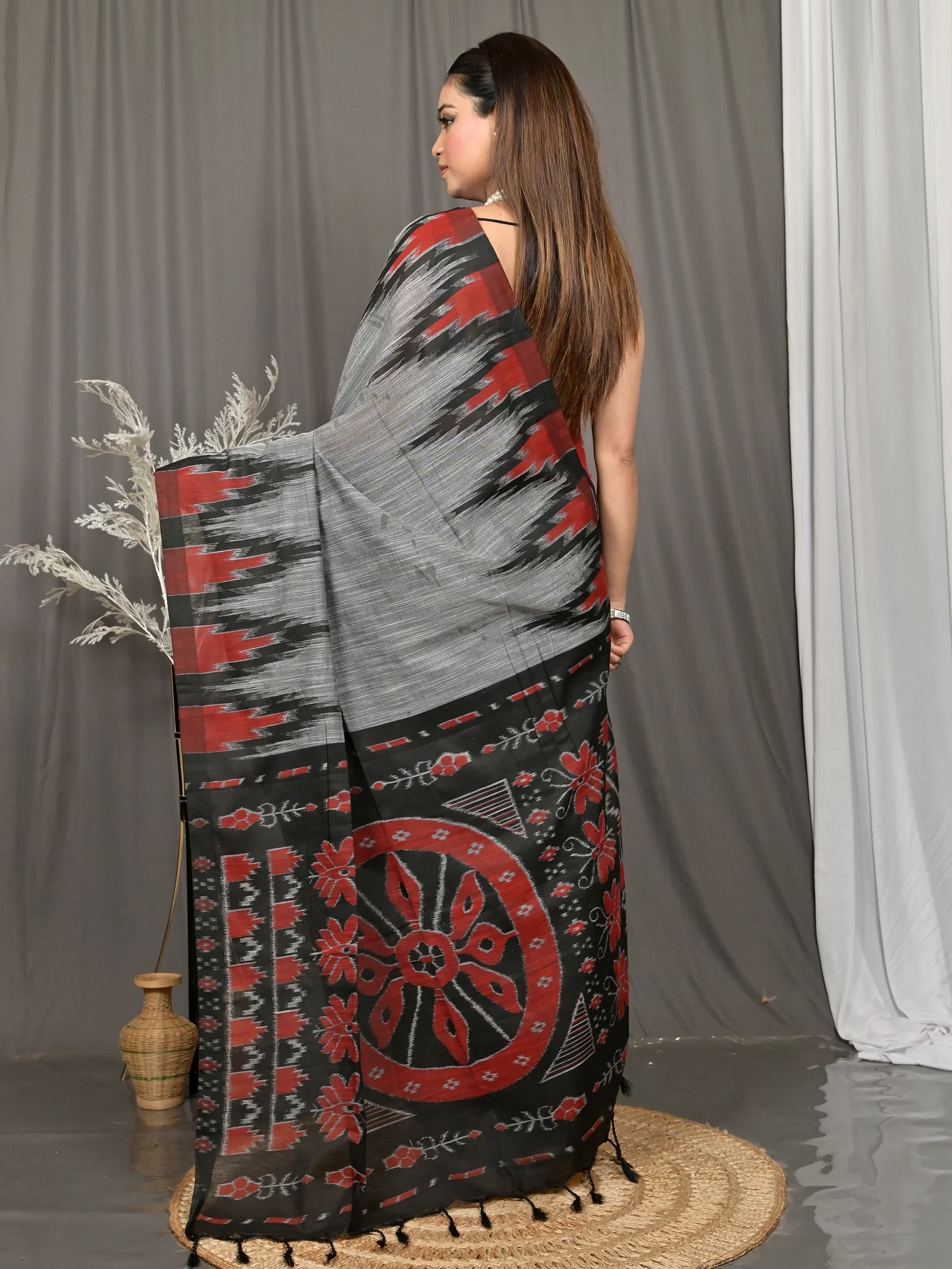Grey Black Cotton Soupur Kotki Saree  (105)