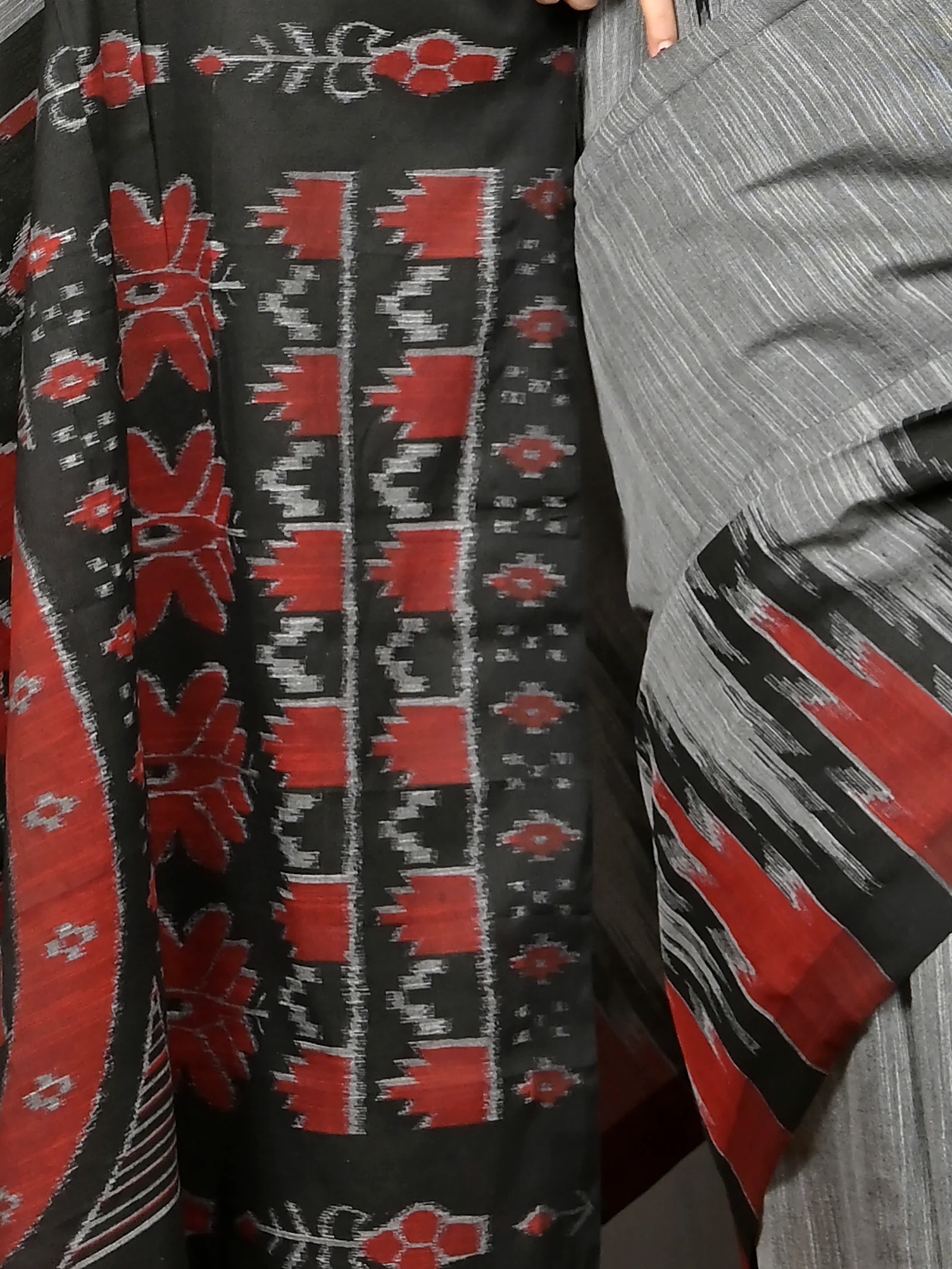 Grey Black Cotton Soupur Kotki Saree  (105)
