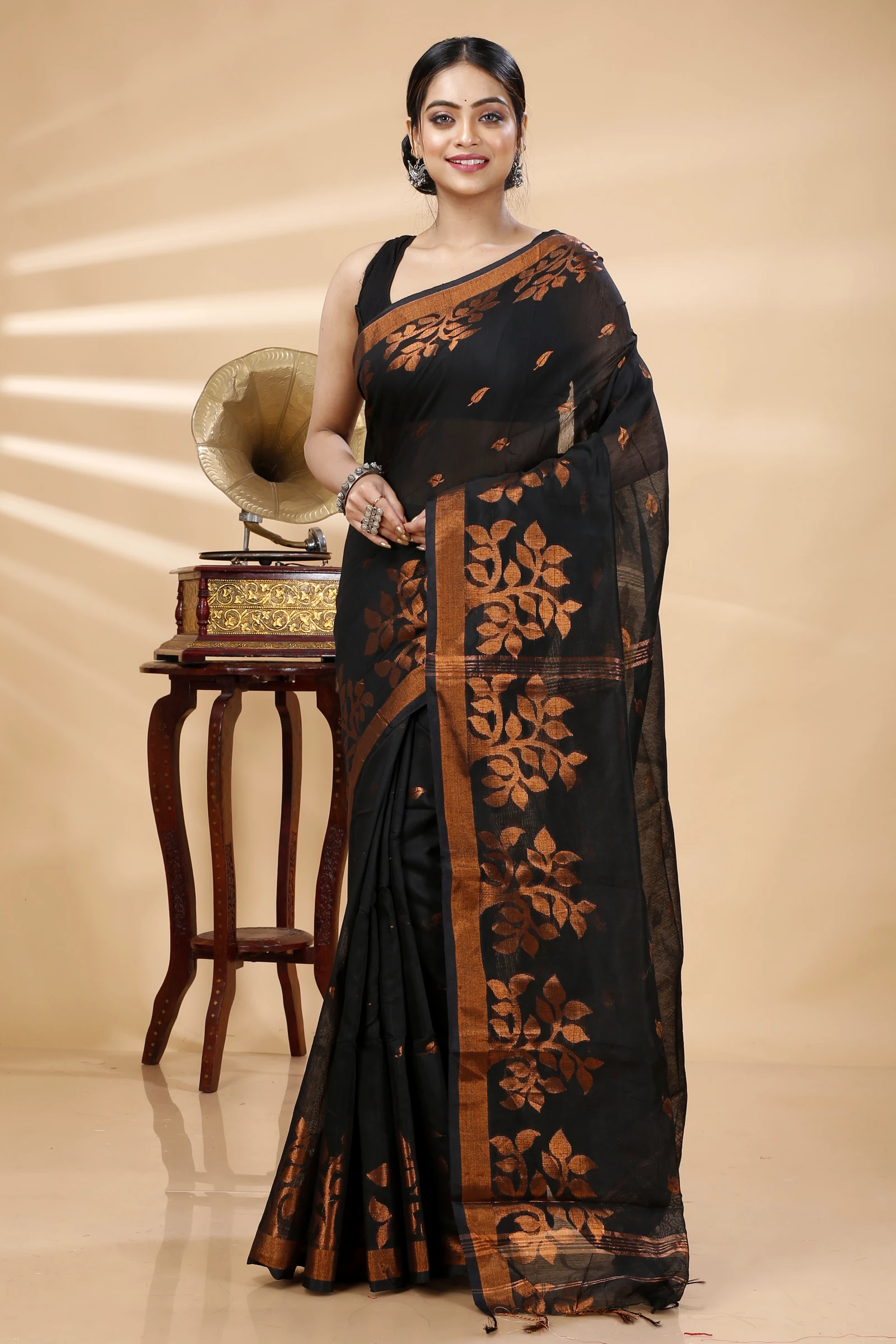 Black Blended Cotton Tina Hand Loom Saree (1212)