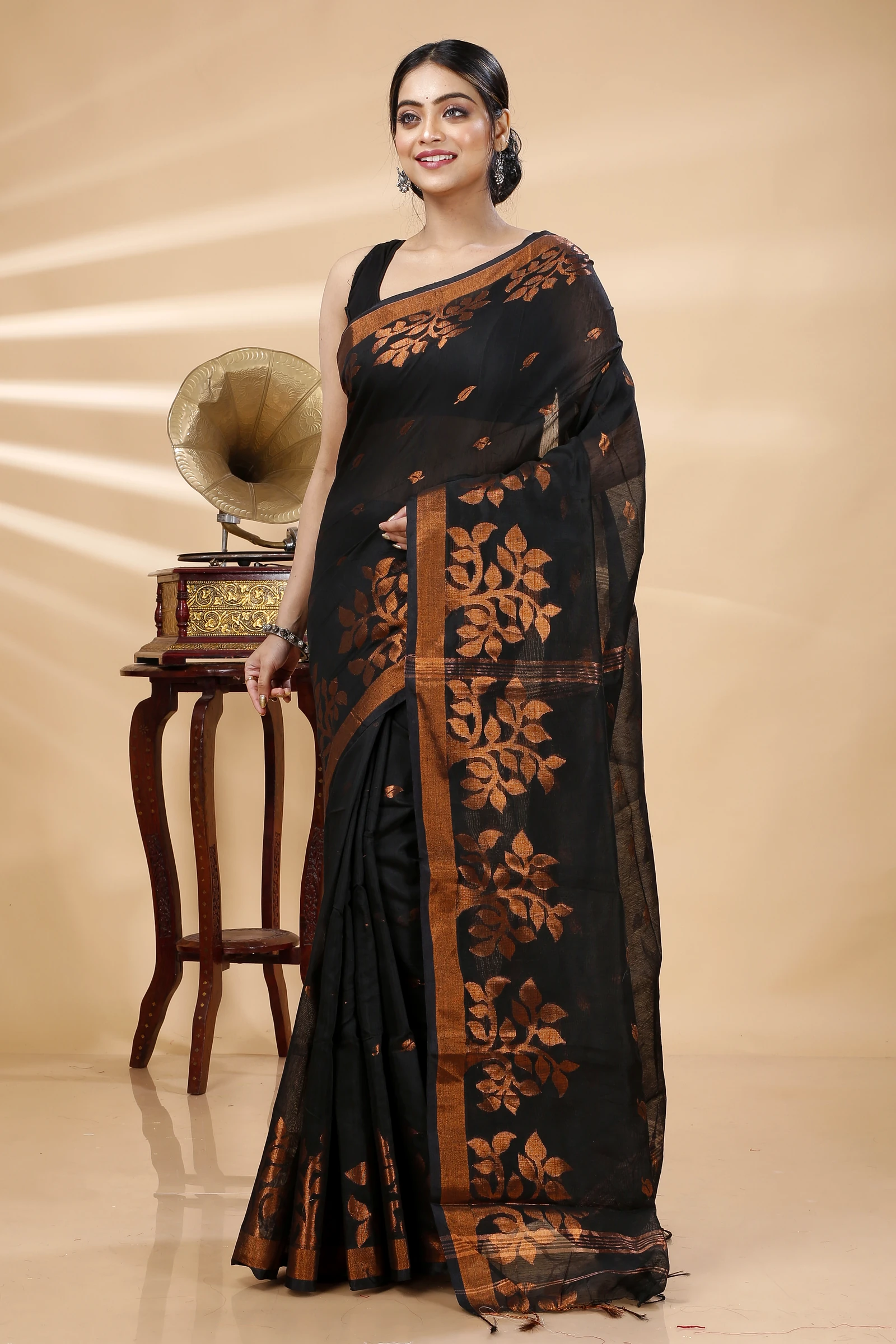 Black Blended Cotton Tina Hand Loom Saree (1212)