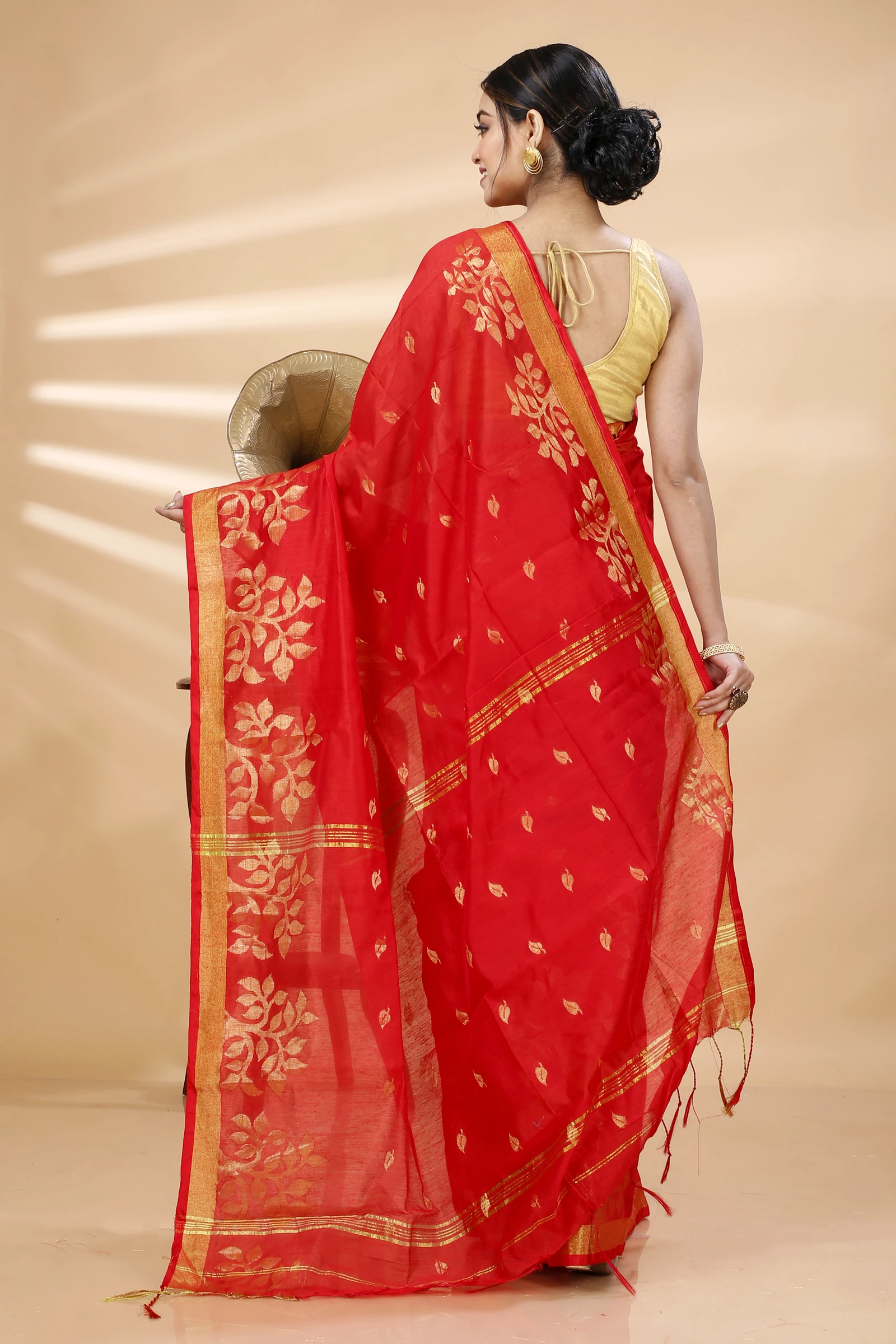 Red Blended Cotton Tina Hand Loom Saree (1213)