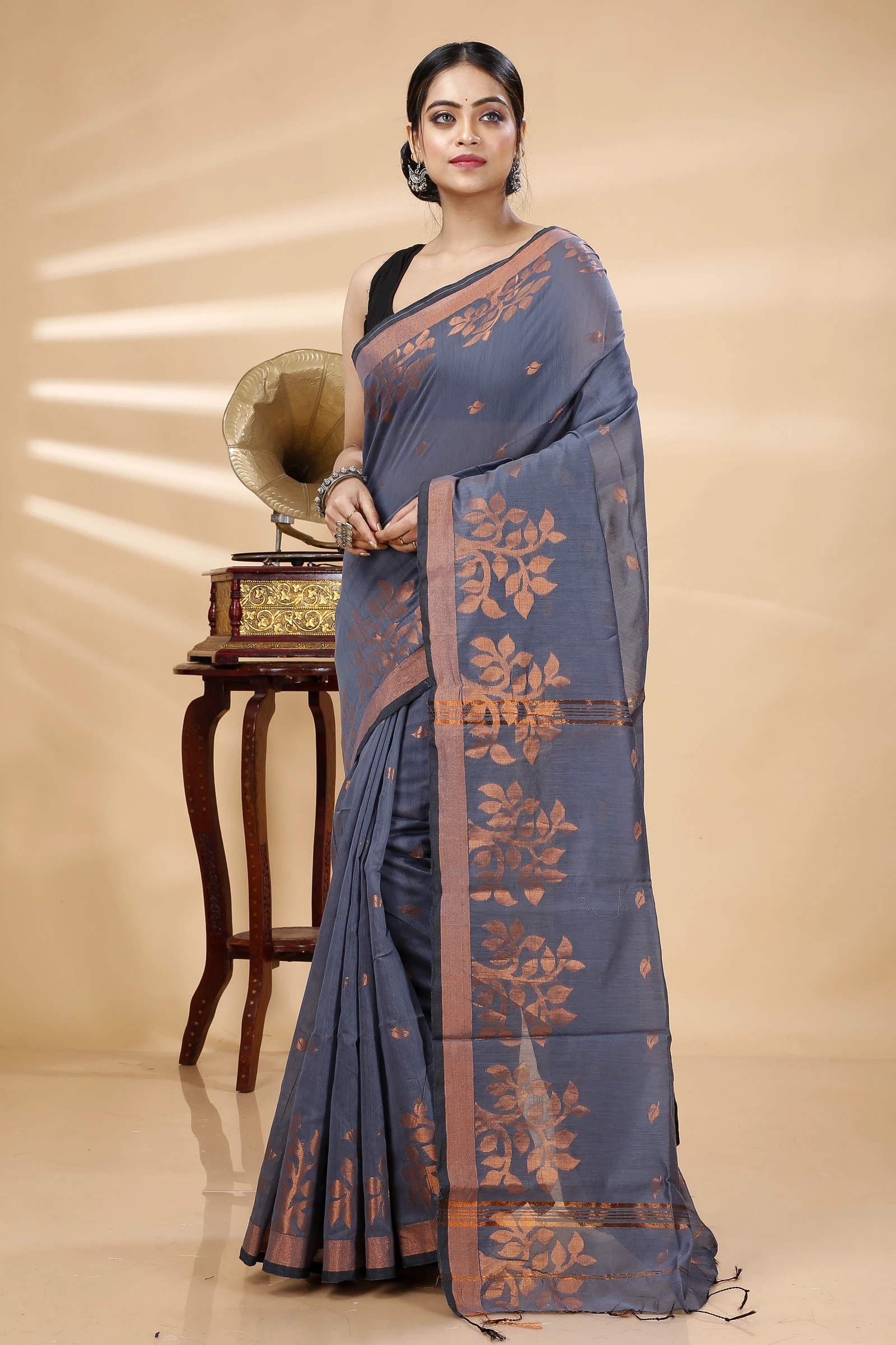 Grey Blended Cotton Tina Hand Loom Saree (1214)