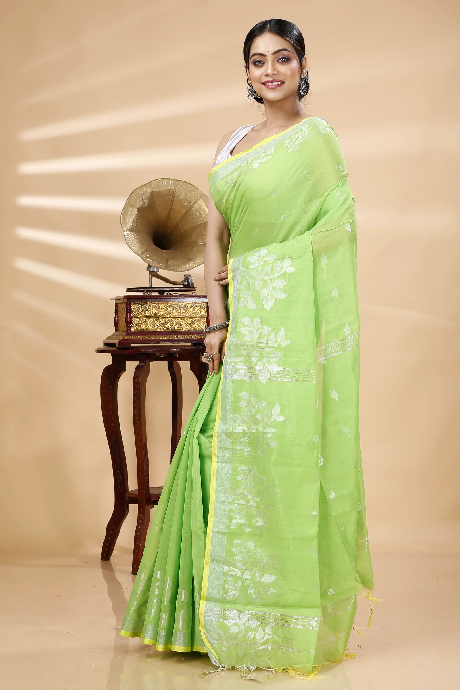 Green Blended Cotton Tina Hand Loom Saree (1215)