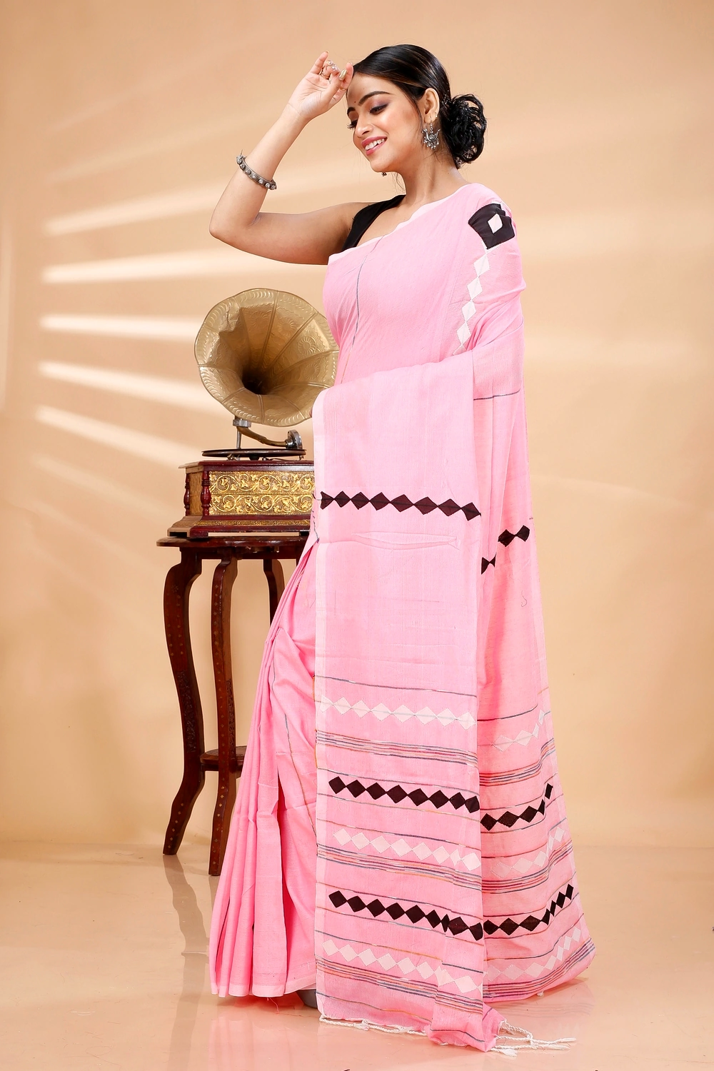 Pink Pure Cotton Tika Applique Saree (1246)