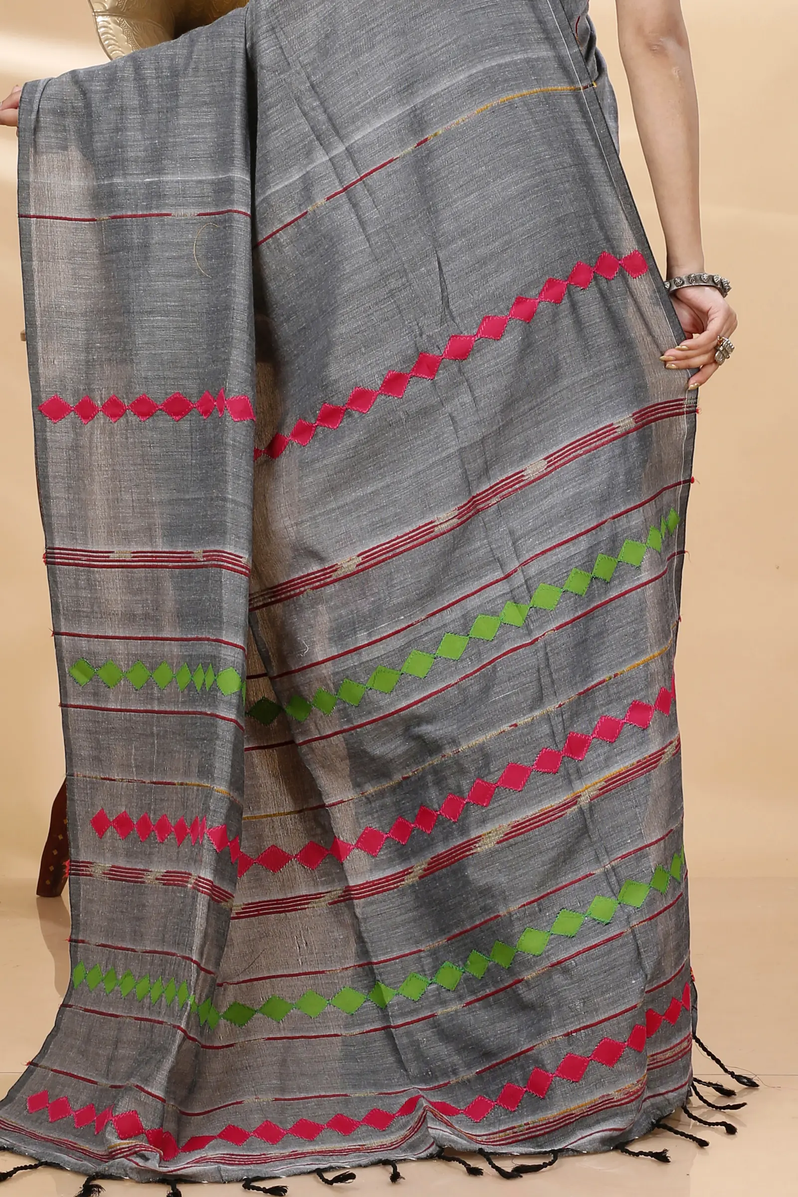 Grey Pure Cotton Tika Applique Saree (1276)
