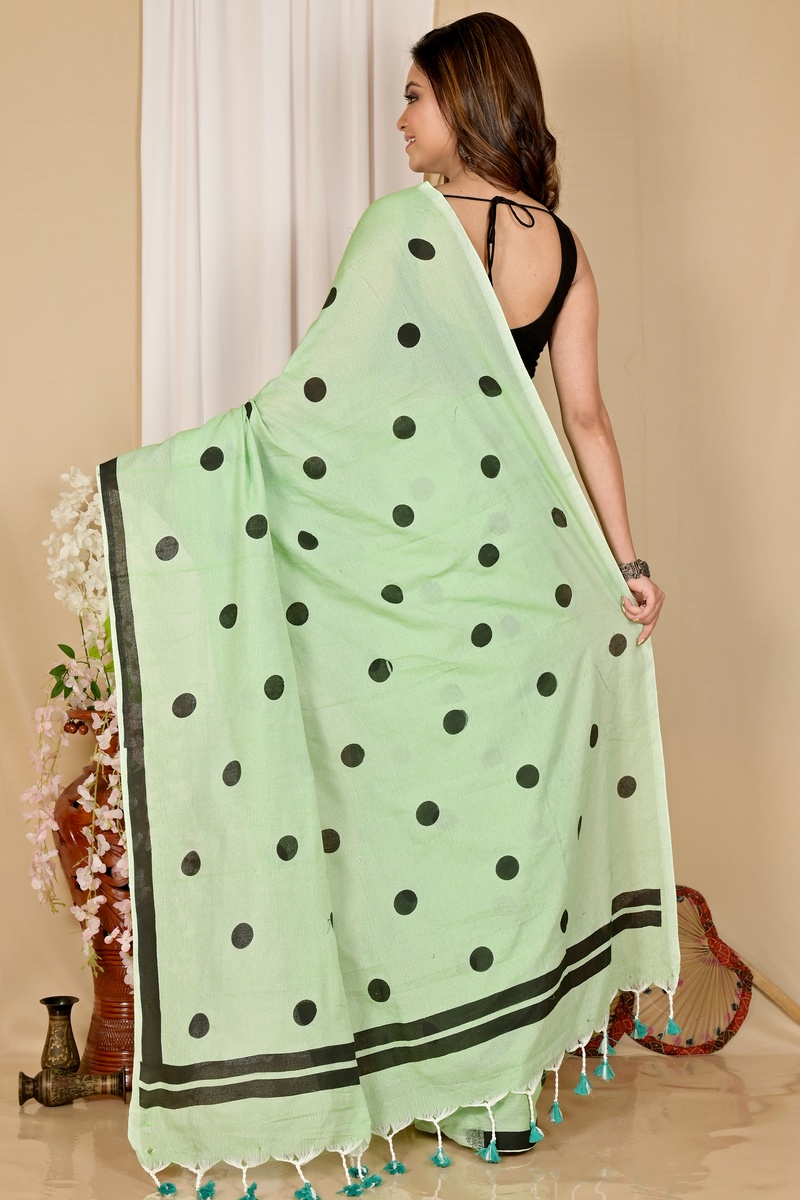 Green Pure Cotton Tip Hand Loom Saree (1300)