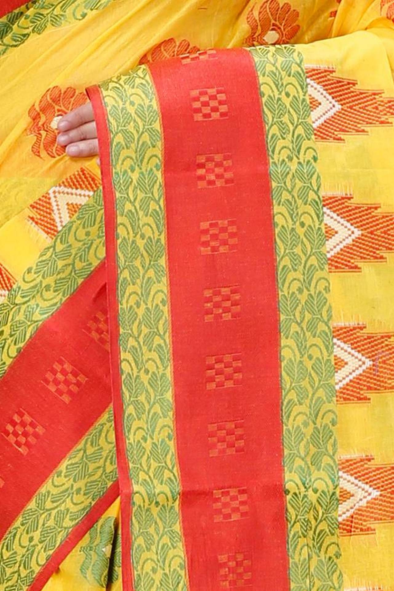 Yellow Pure Cotton Nuri Tant Saree (1349)