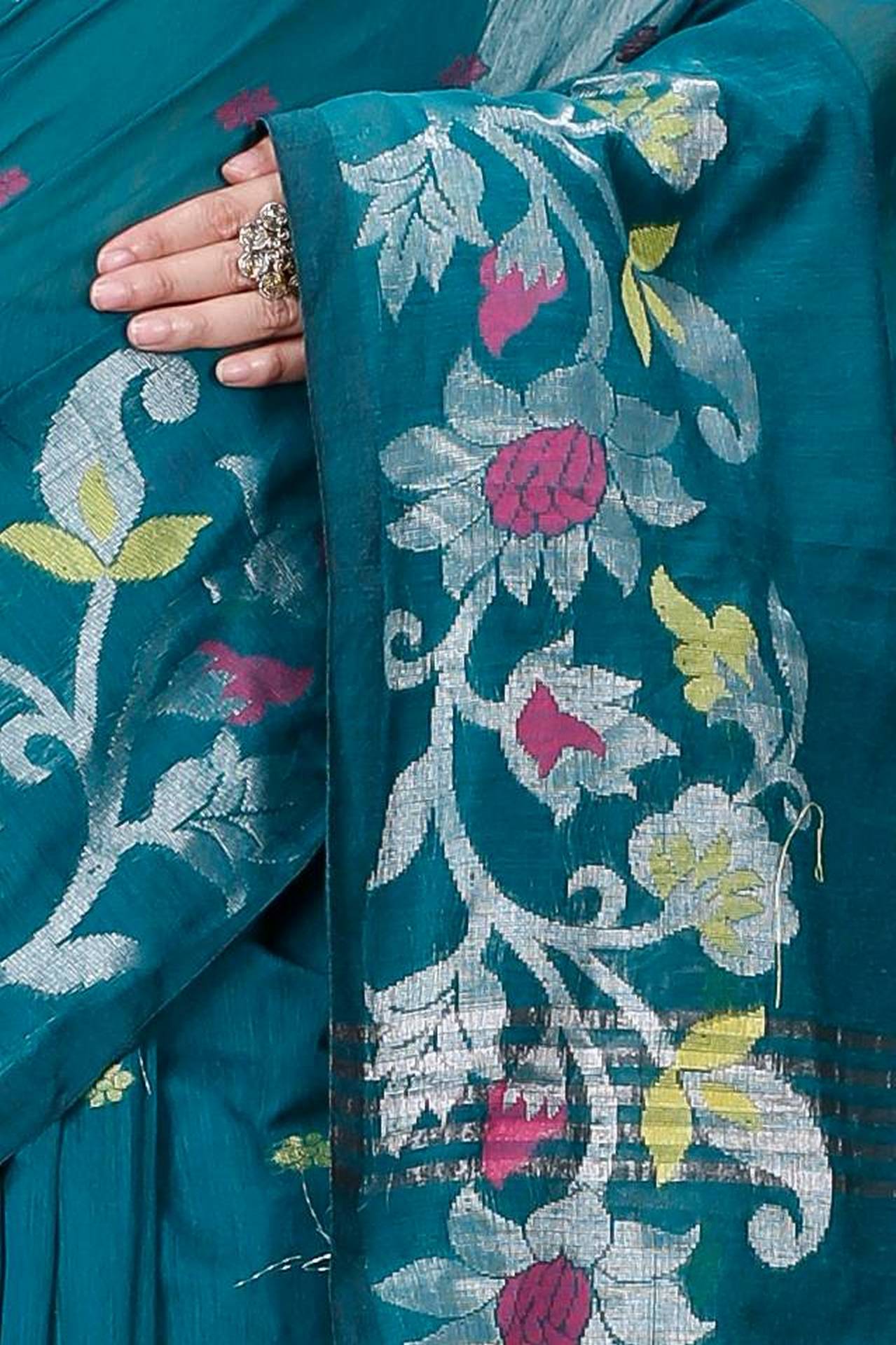 Dark Green Blended Cotton Nisa Hand Loom Saree (1369)