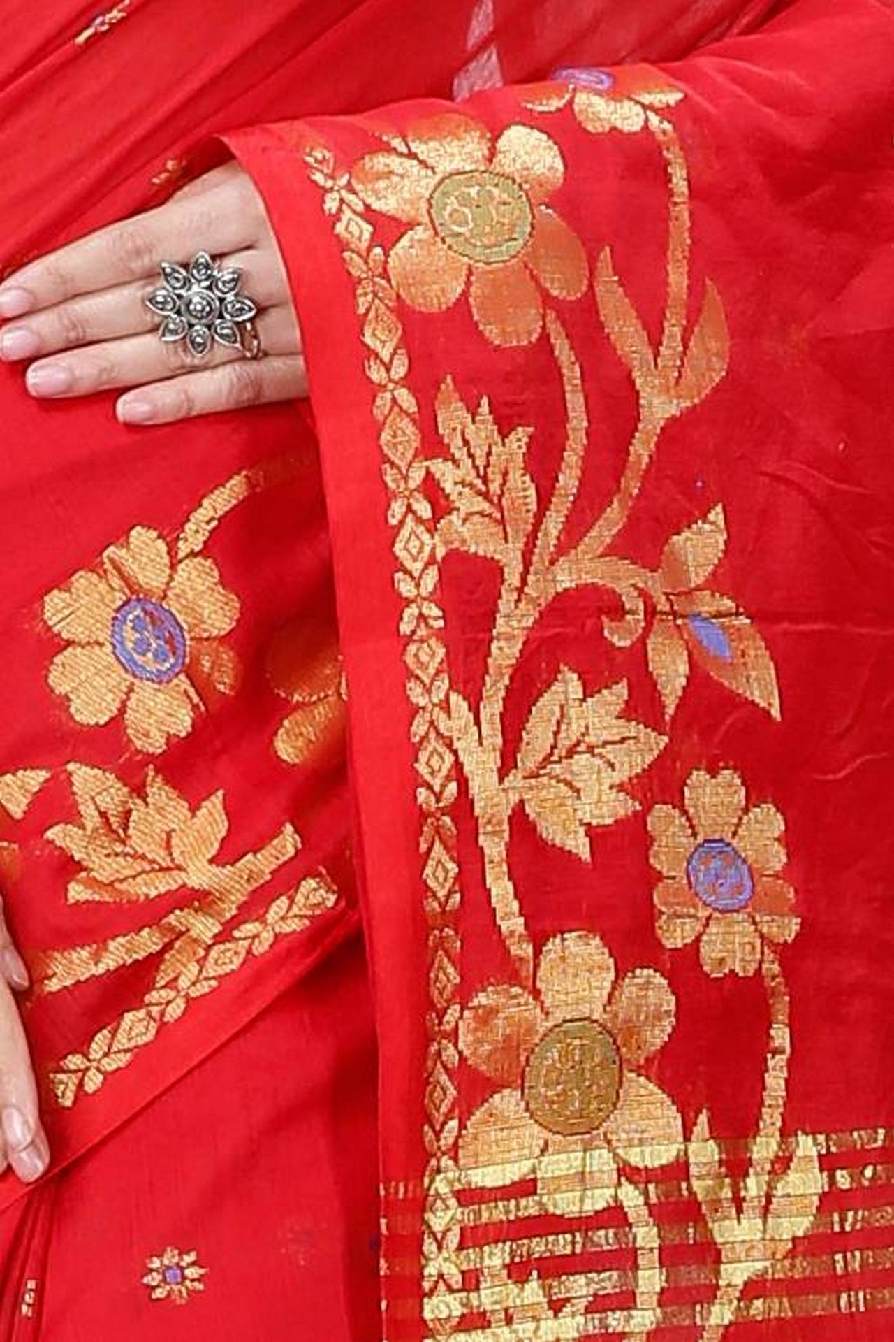 Red Blended Cotton Neel Hand Loom Saree (1373)