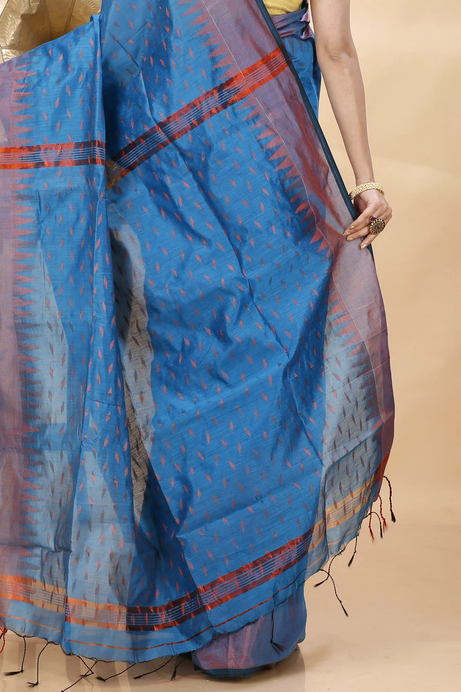 Bottle Green Blended Cotton Prisha Hand Loom Saree (1395)