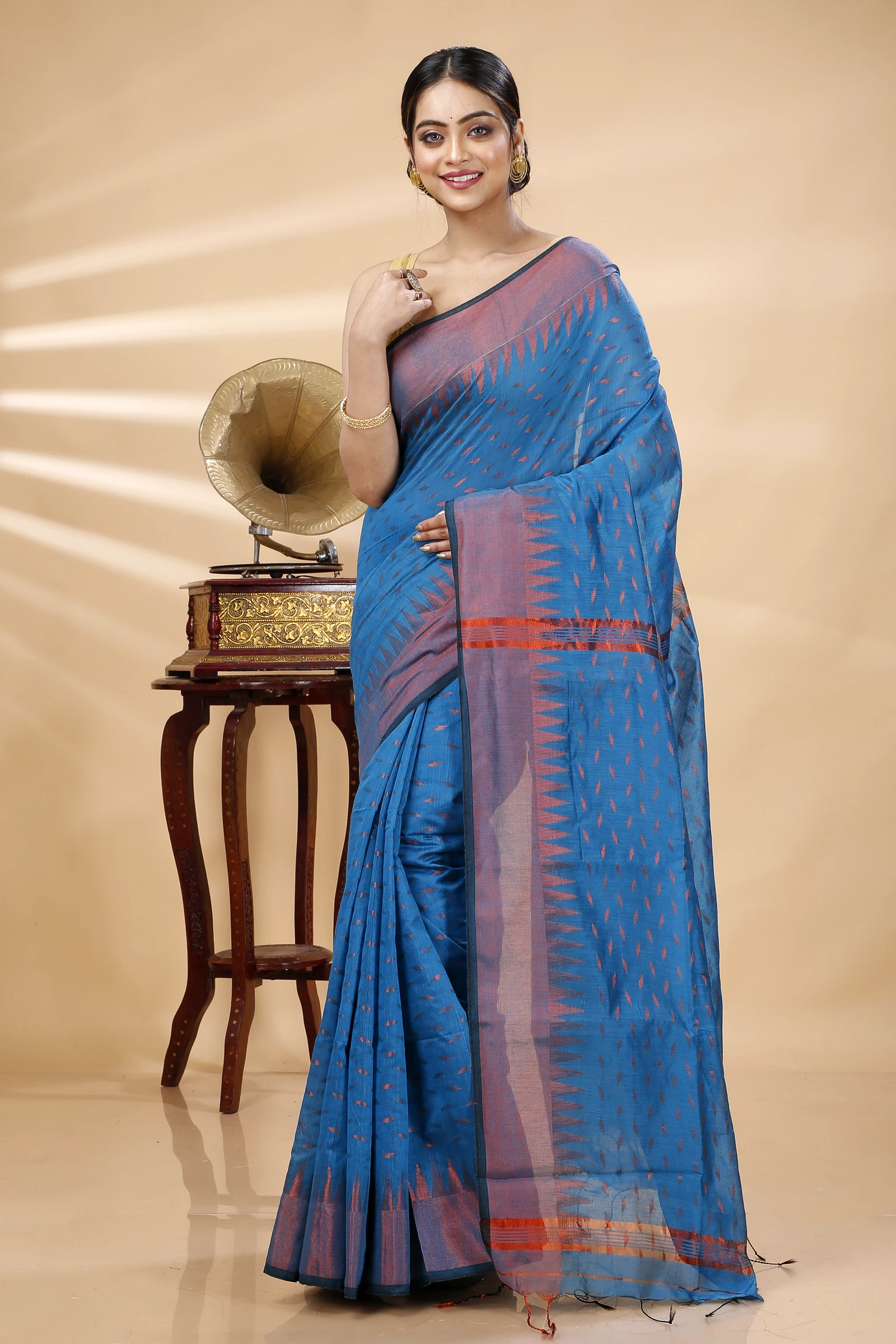 Bottle Green Blended Cotton Prisha Hand Loom Saree (1395)