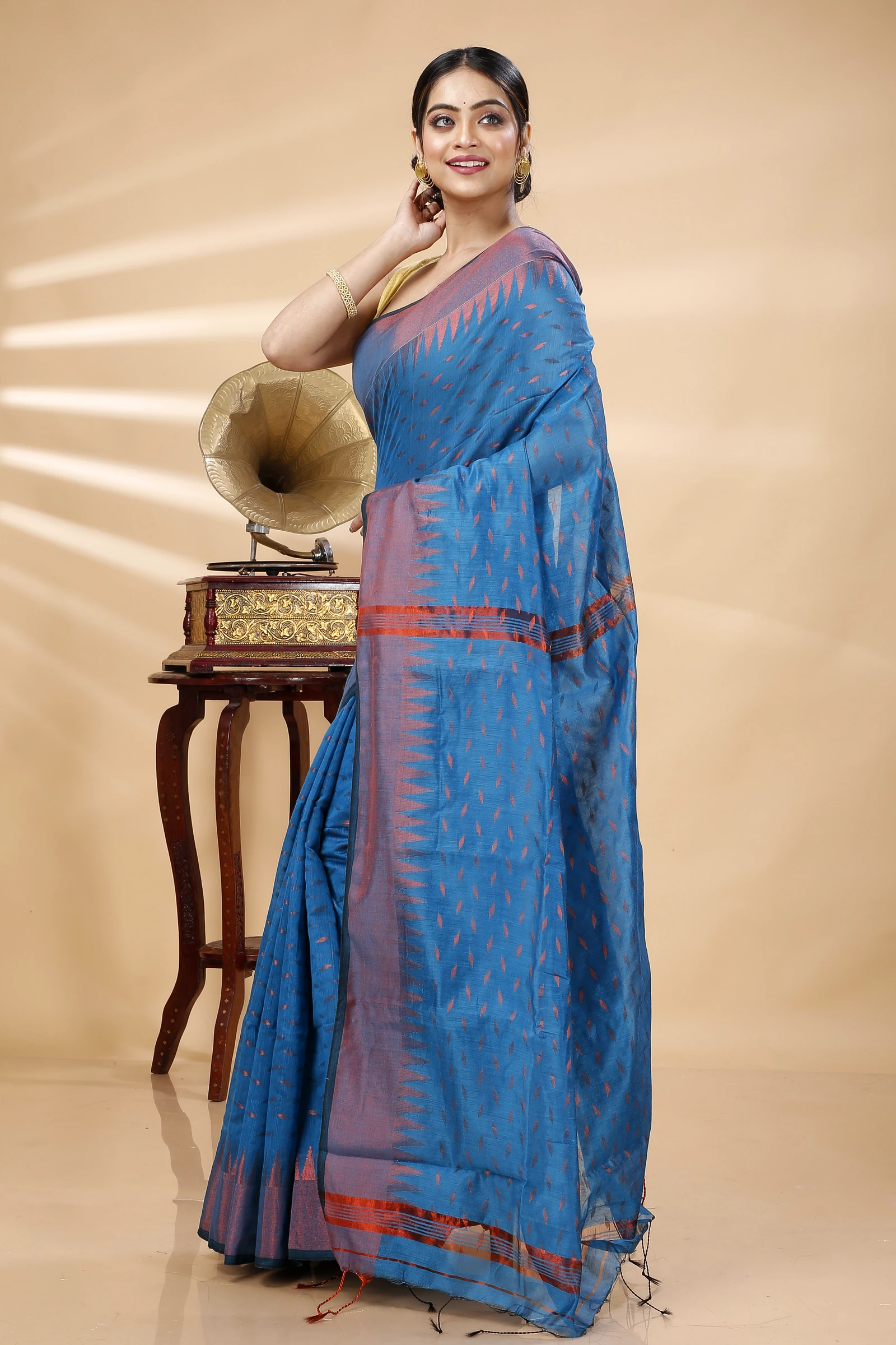 Bottle Green Blended Cotton Prisha Hand Loom Saree (1395)