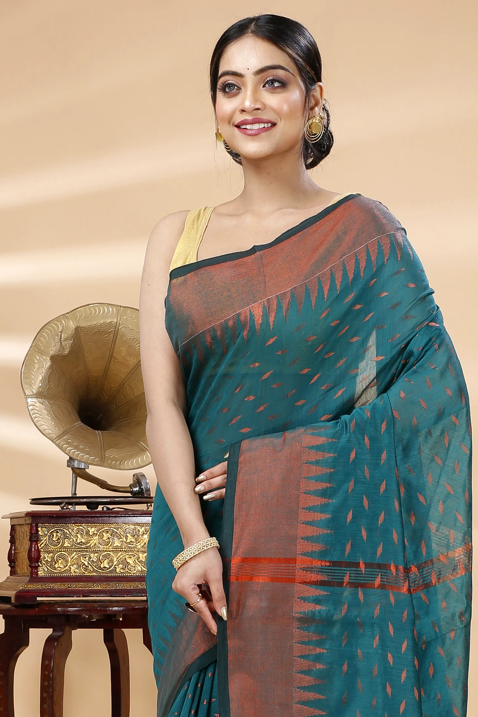 Dark Green Blended Cotton Prisha Hand Loom Saree (1396)