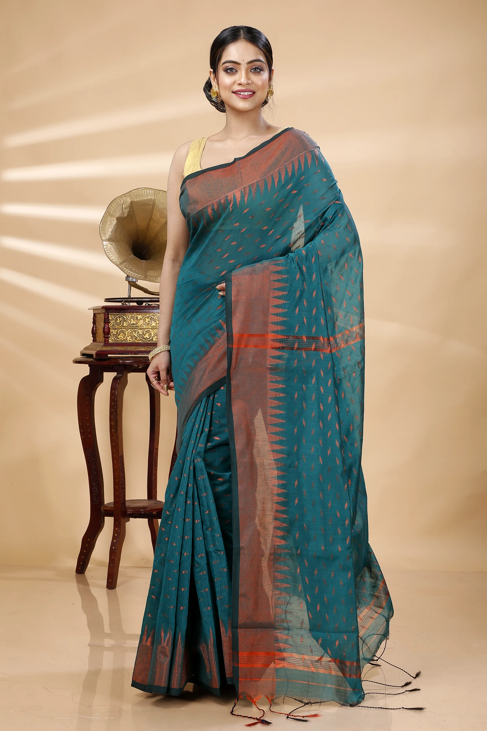 Dark Green Blended Cotton Prisha Hand Loom Saree (1396)