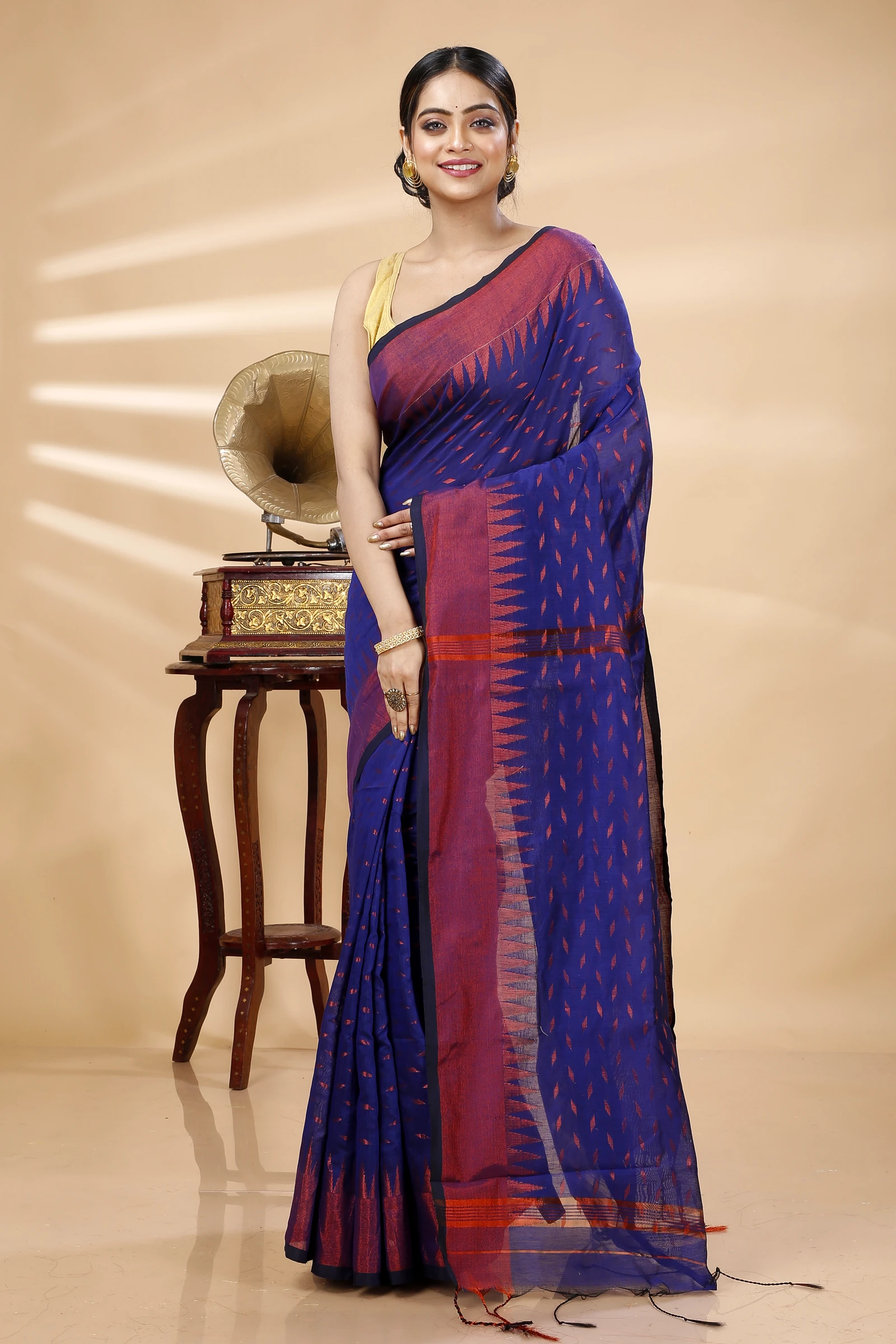 Naby Blue Blended Cotton Prisha Hand Loom Saree (1399)