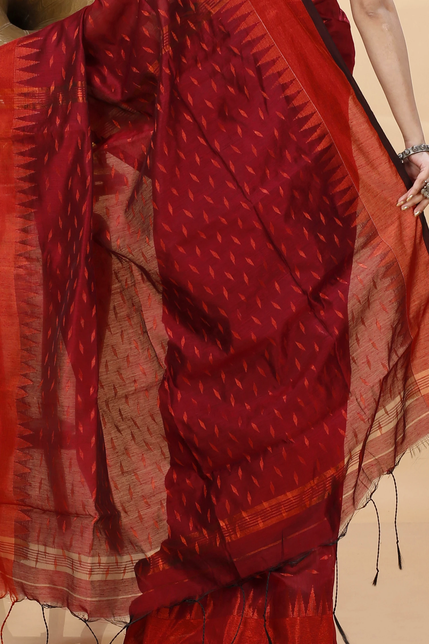 Brown Blended Cotton Prisha Hand Loom Saree (1400)