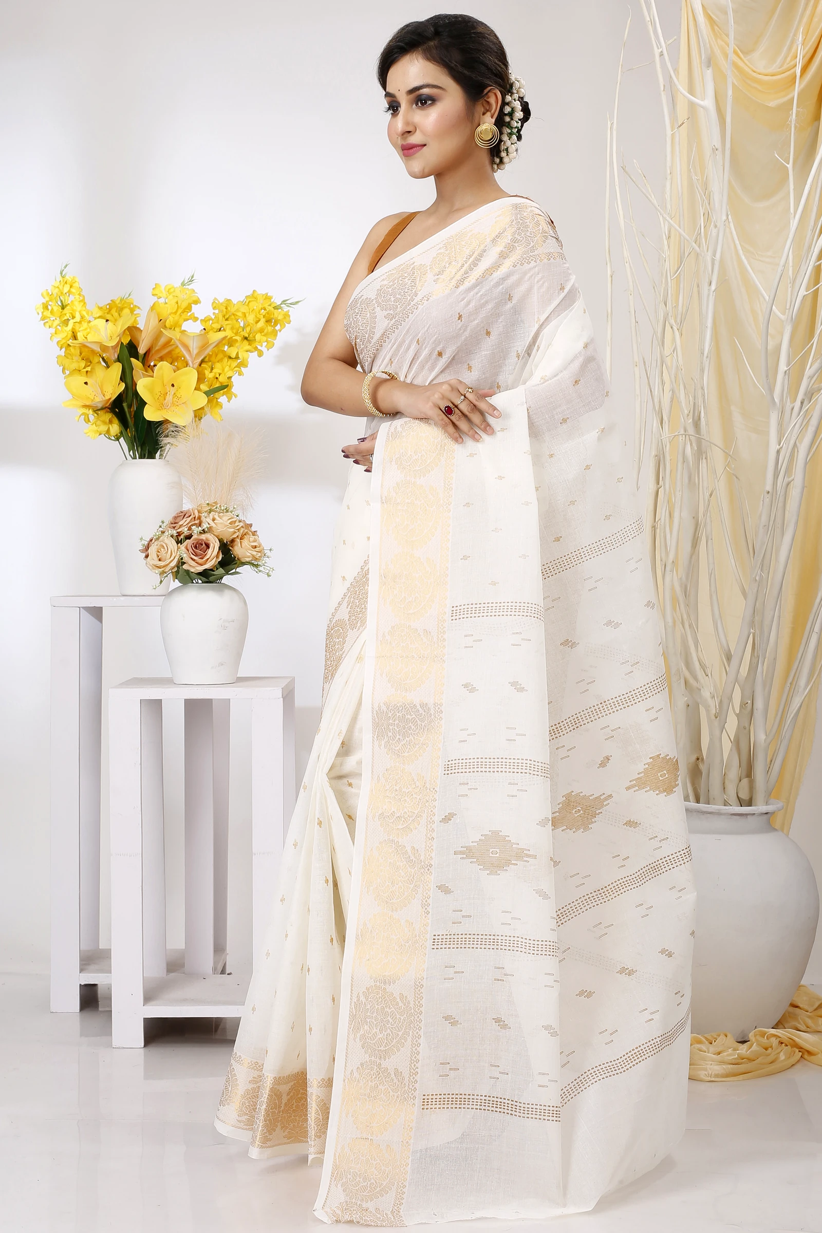 White Brown Pure Cotton Levi Tant Saree Print (1411)