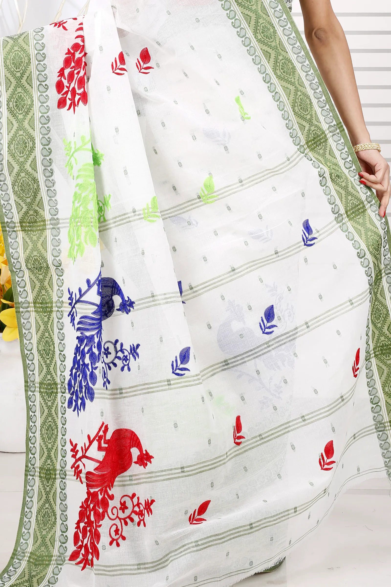 Green White Pure Cotton Embi Boysko Moyur Tant Embroidery (1456)