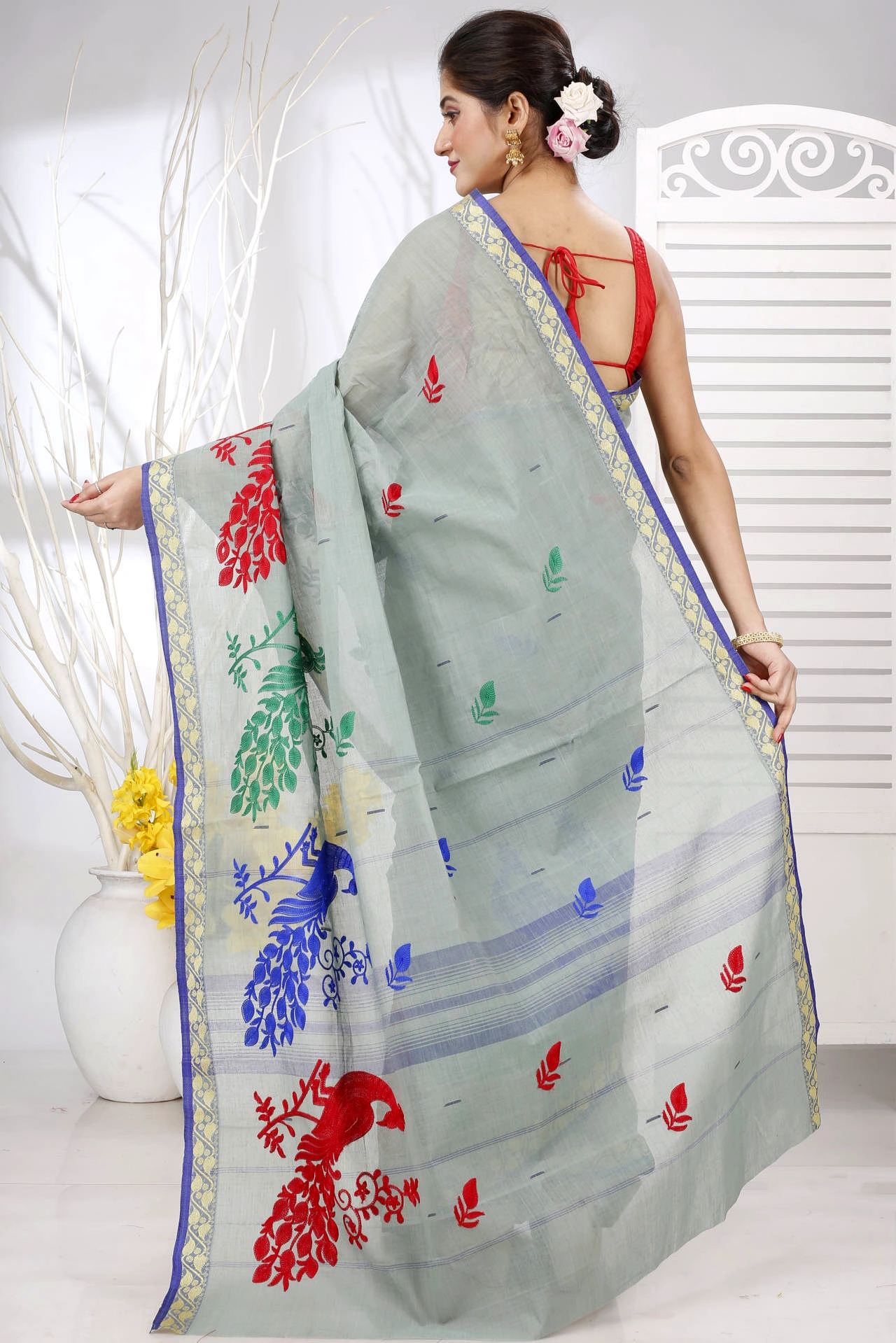 Light Grey Pure Cotton Embi Gaela Moyur Tant Embroidery (1464)
