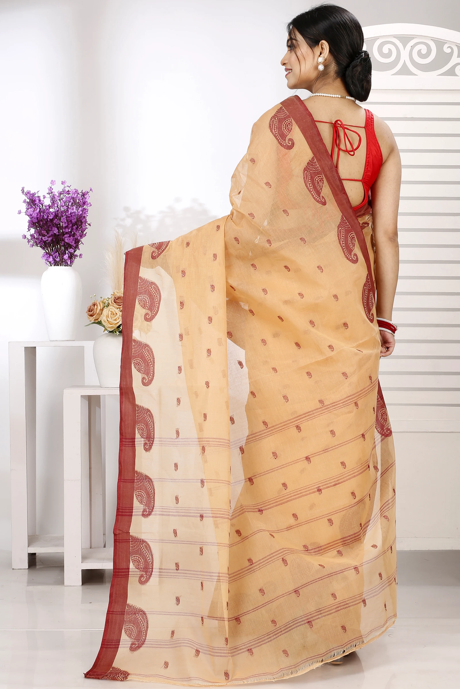 Cream Pure Cotton Epto Shonko Tant Saree (1476)