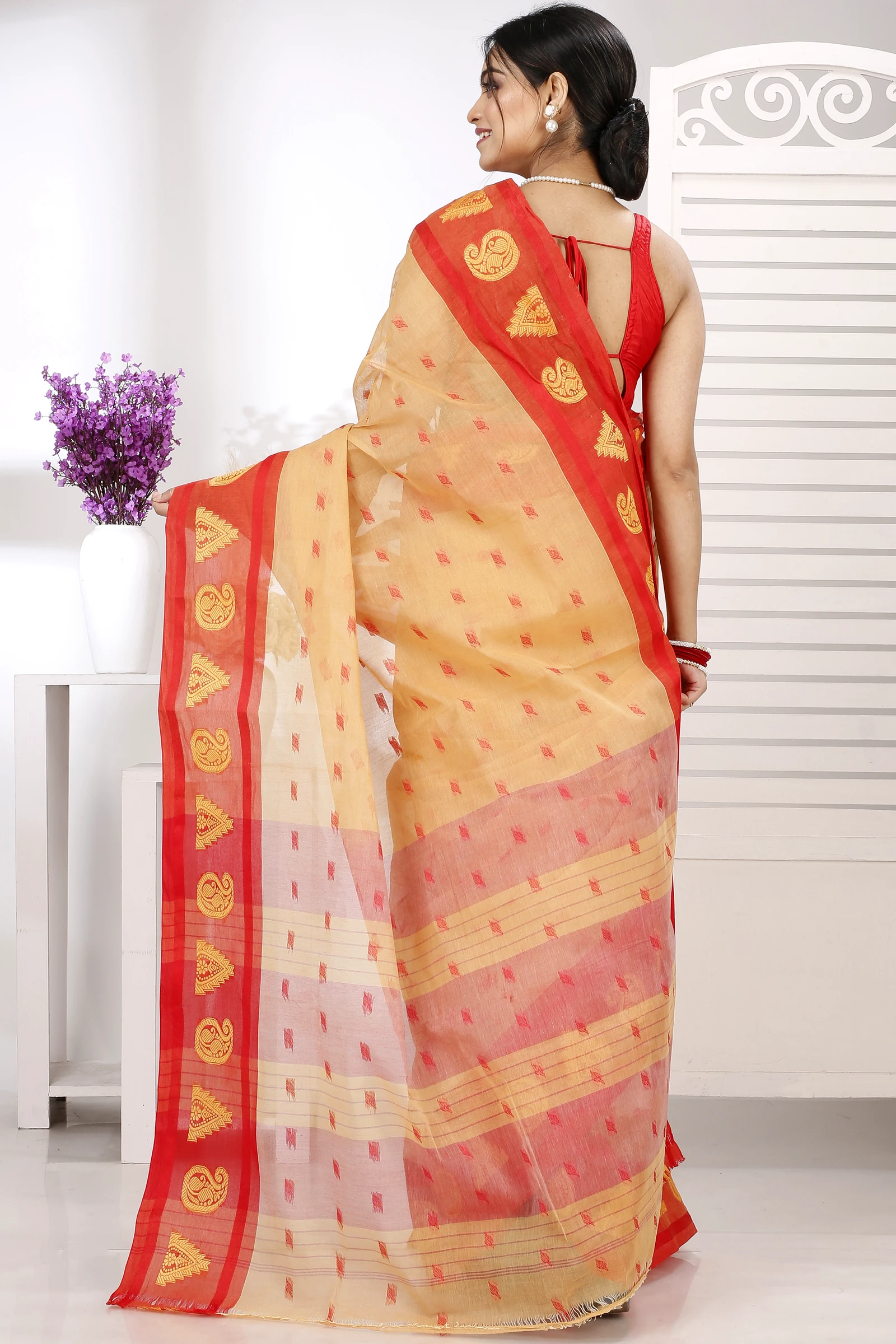 Light Yellow Pure Cotton Emma Border Tant Saree (1482)