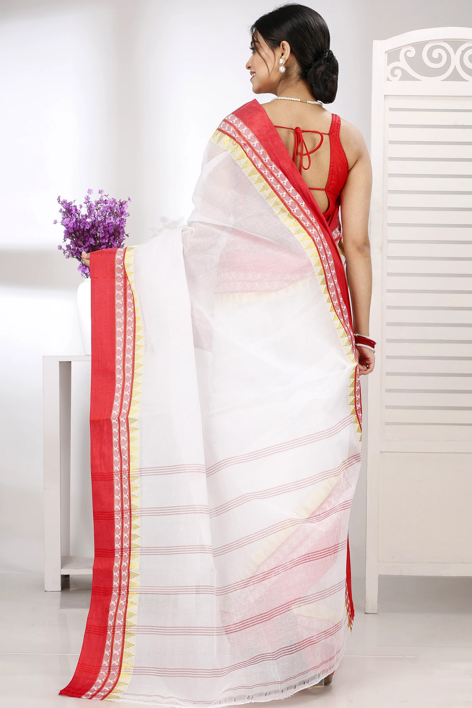 White Red Pure Cotton Ethan Tant Saree (1488)