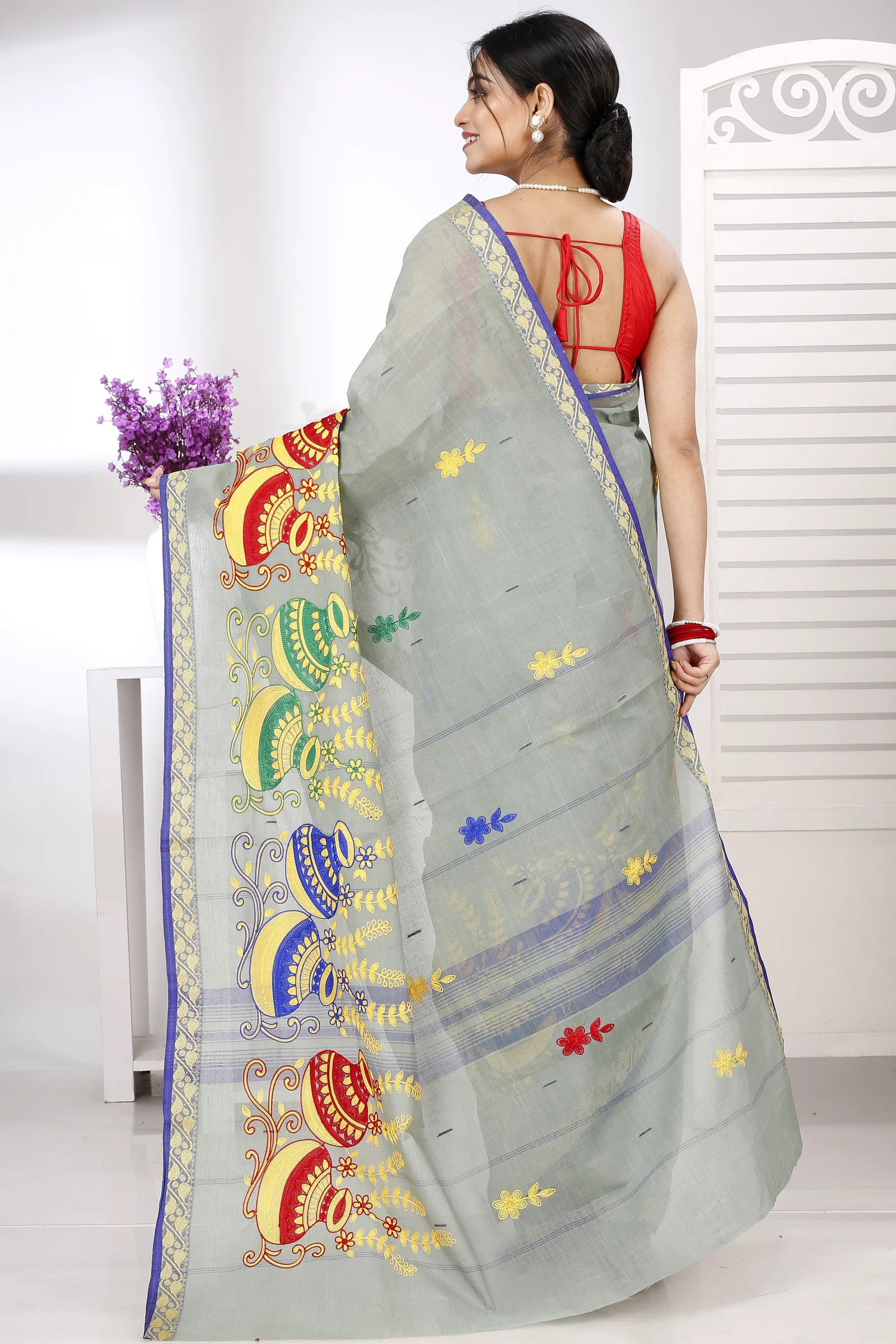 Light Grey Pure Cotton Embi Gaela Ghot Tant Embroidery (1506)