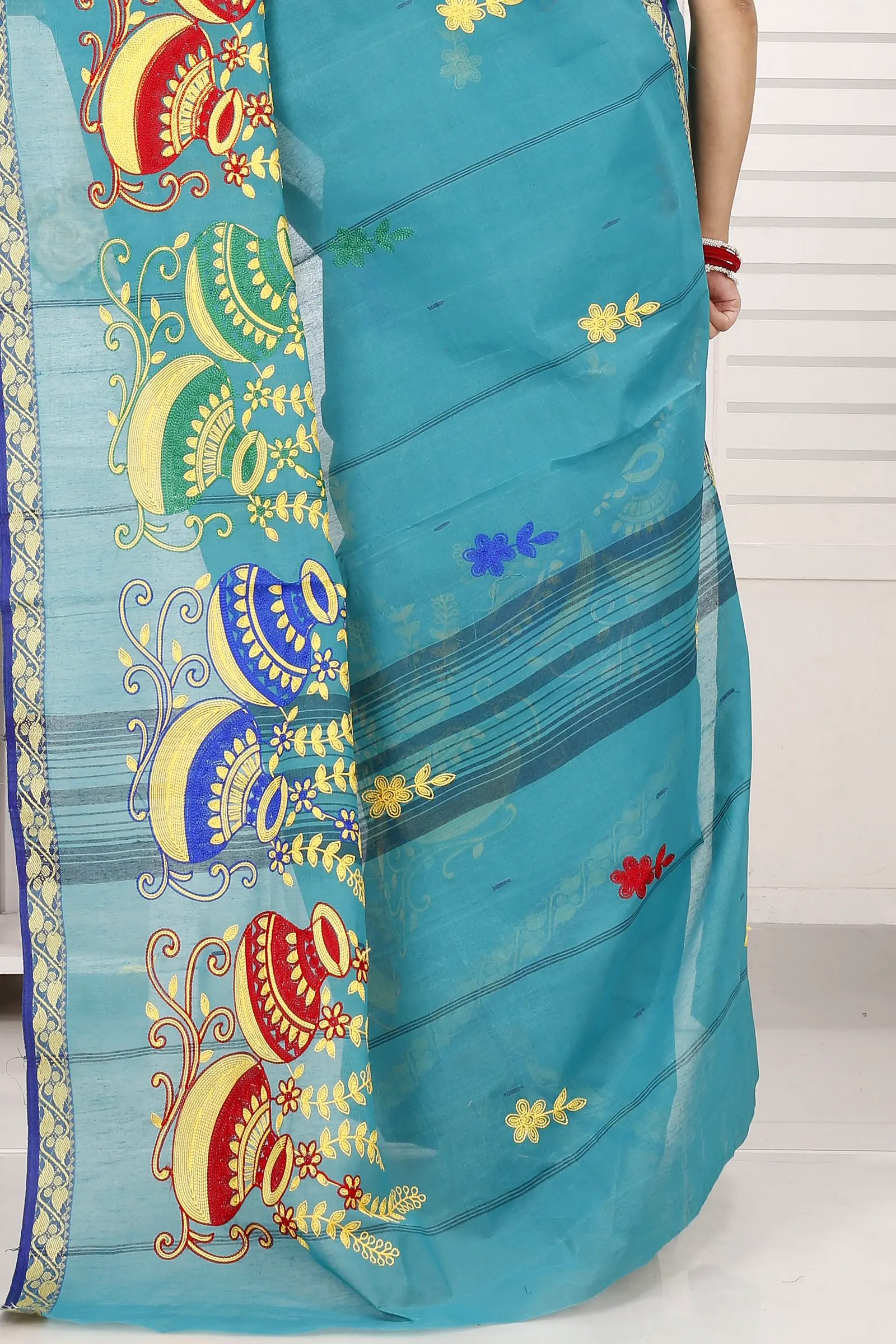 See Green Pure Cotton Embi Gaela Ghot Tant Embroidery (1507)
