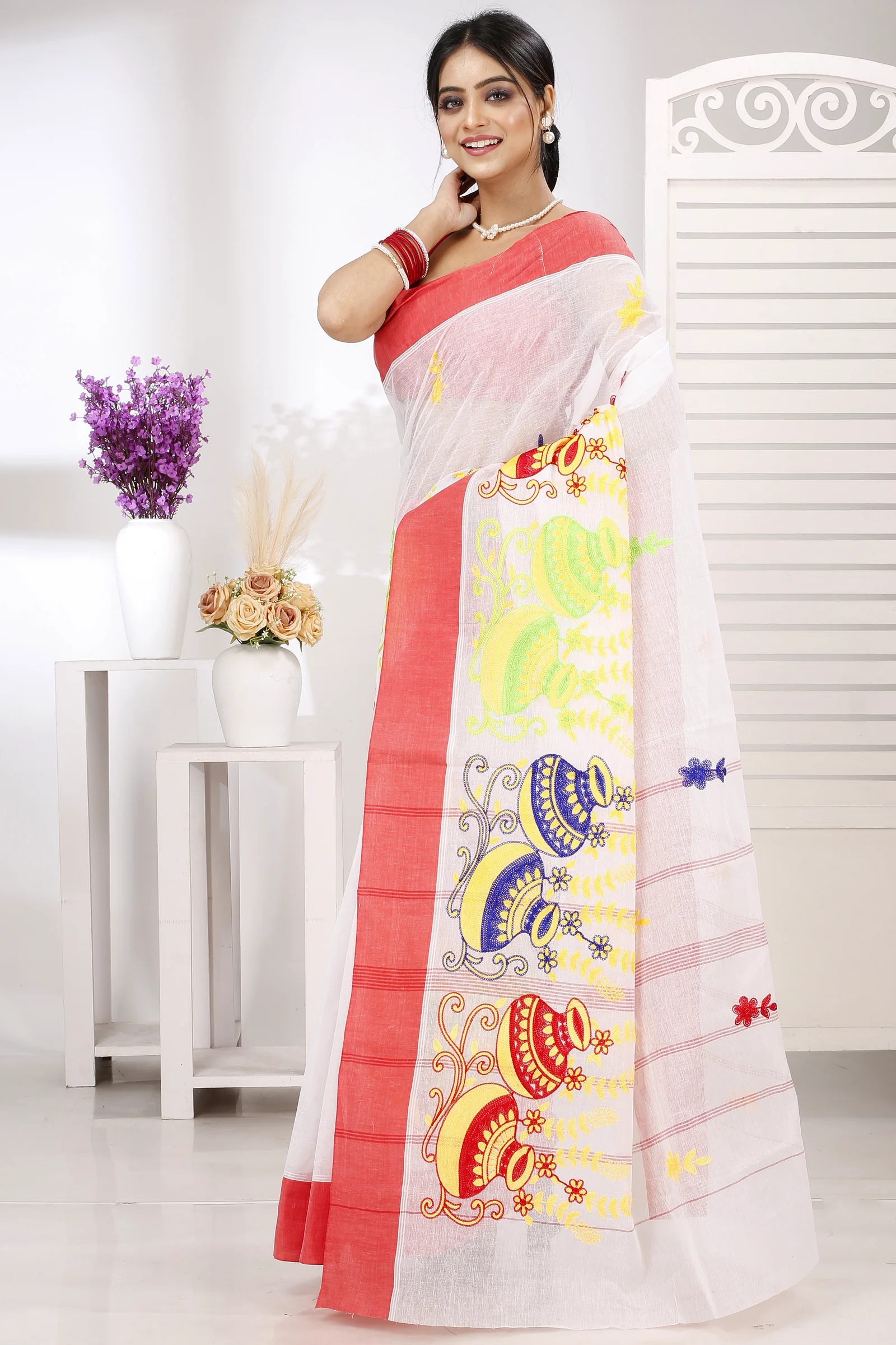 White Red Pure Cotton Embi Elu Ghot Tant Embroidery (1508)