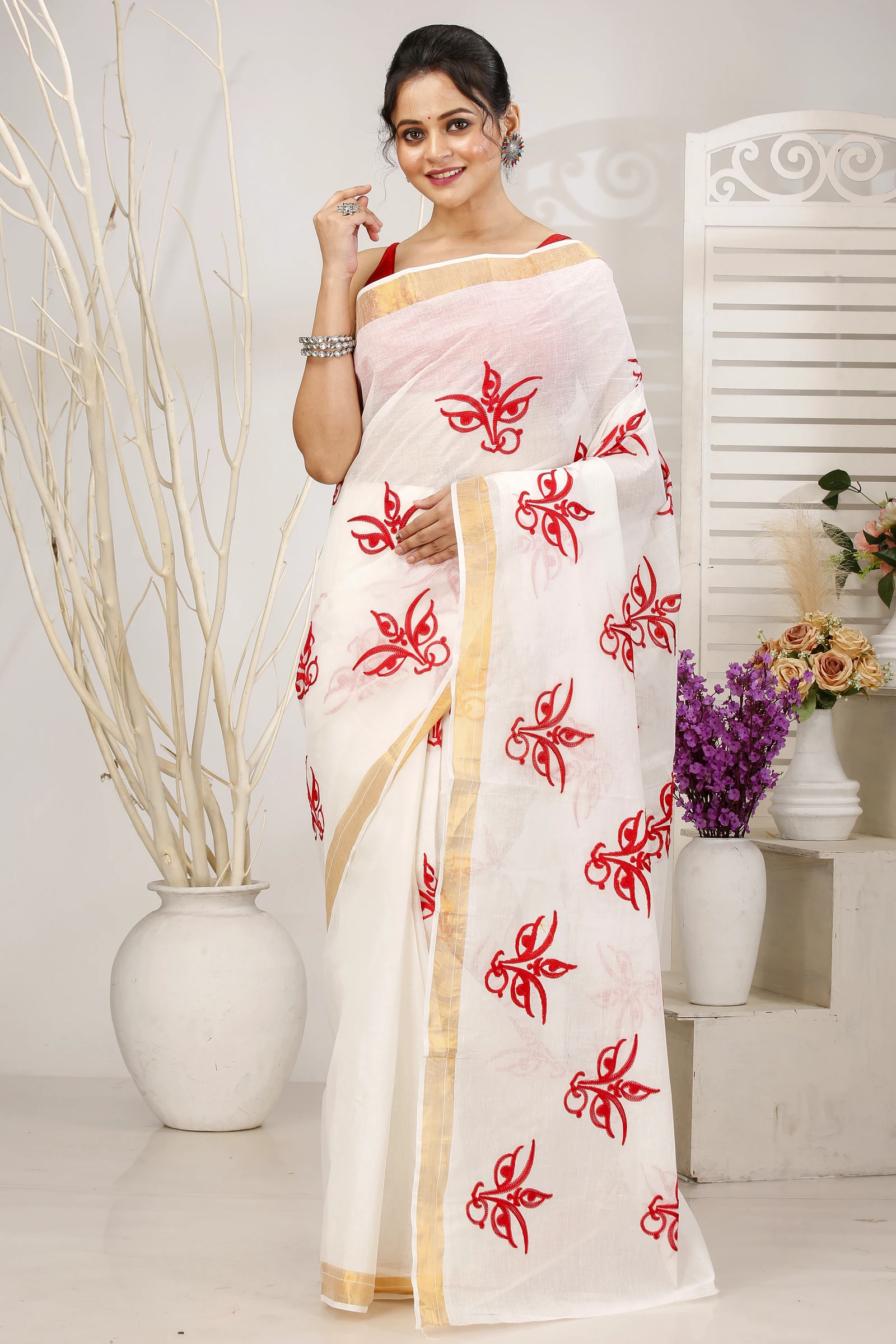 White Pure Cotton Leoto Tant Embroidery (1538)