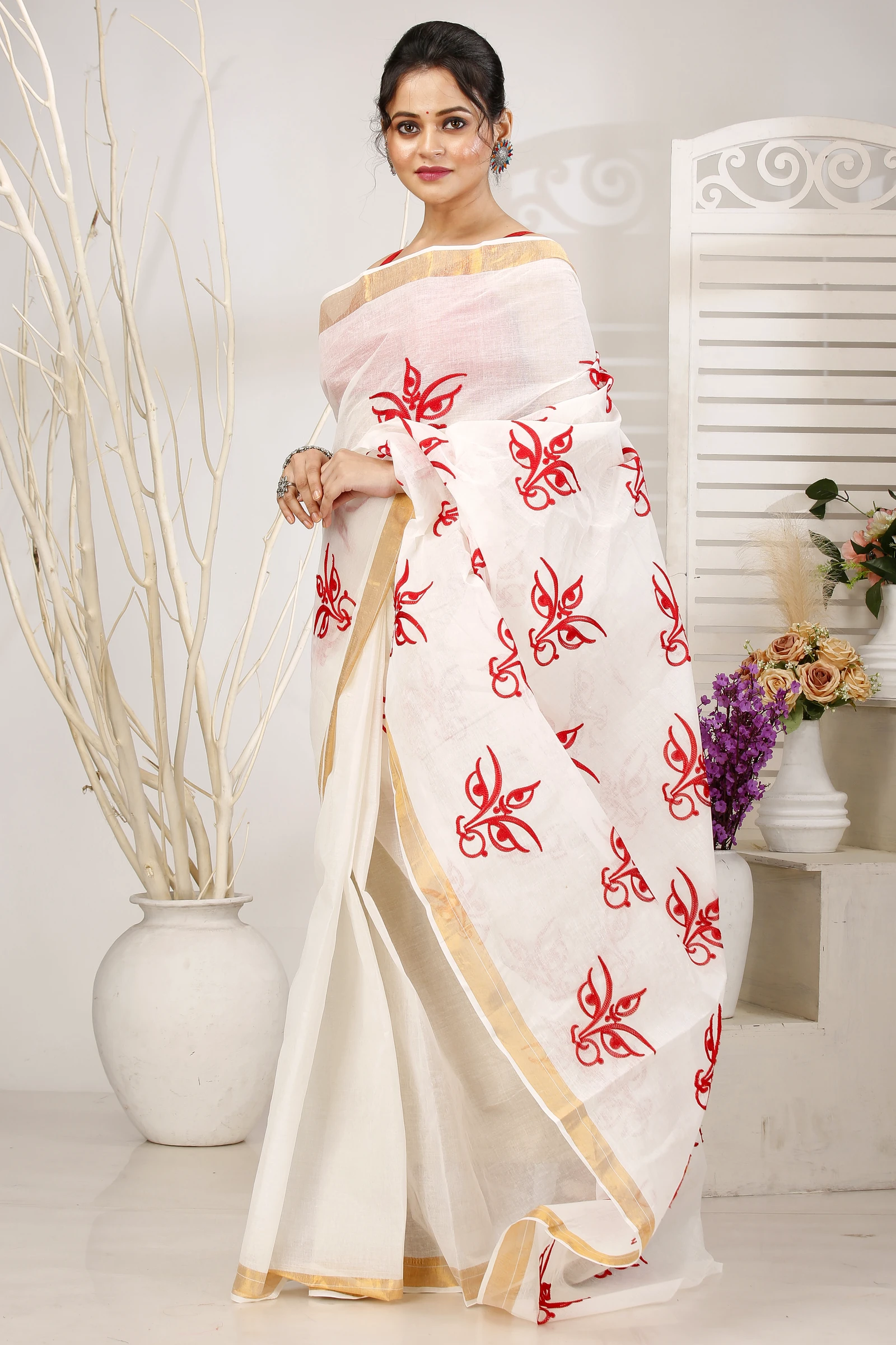 White Pure Cotton Leoto Tant Embroidery (1538)