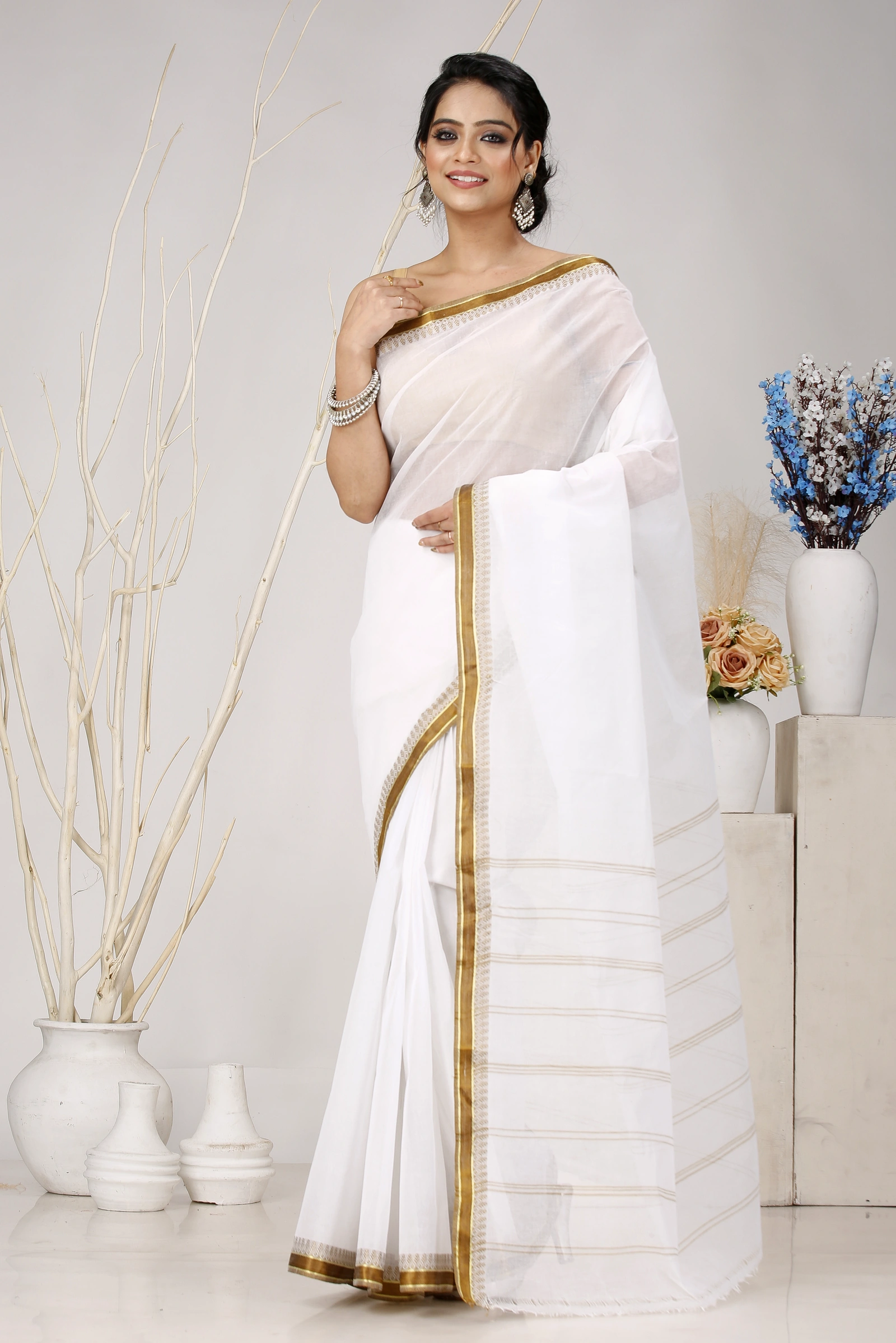 White Brown Pure Cotton Subra Tant Saree (1554)
