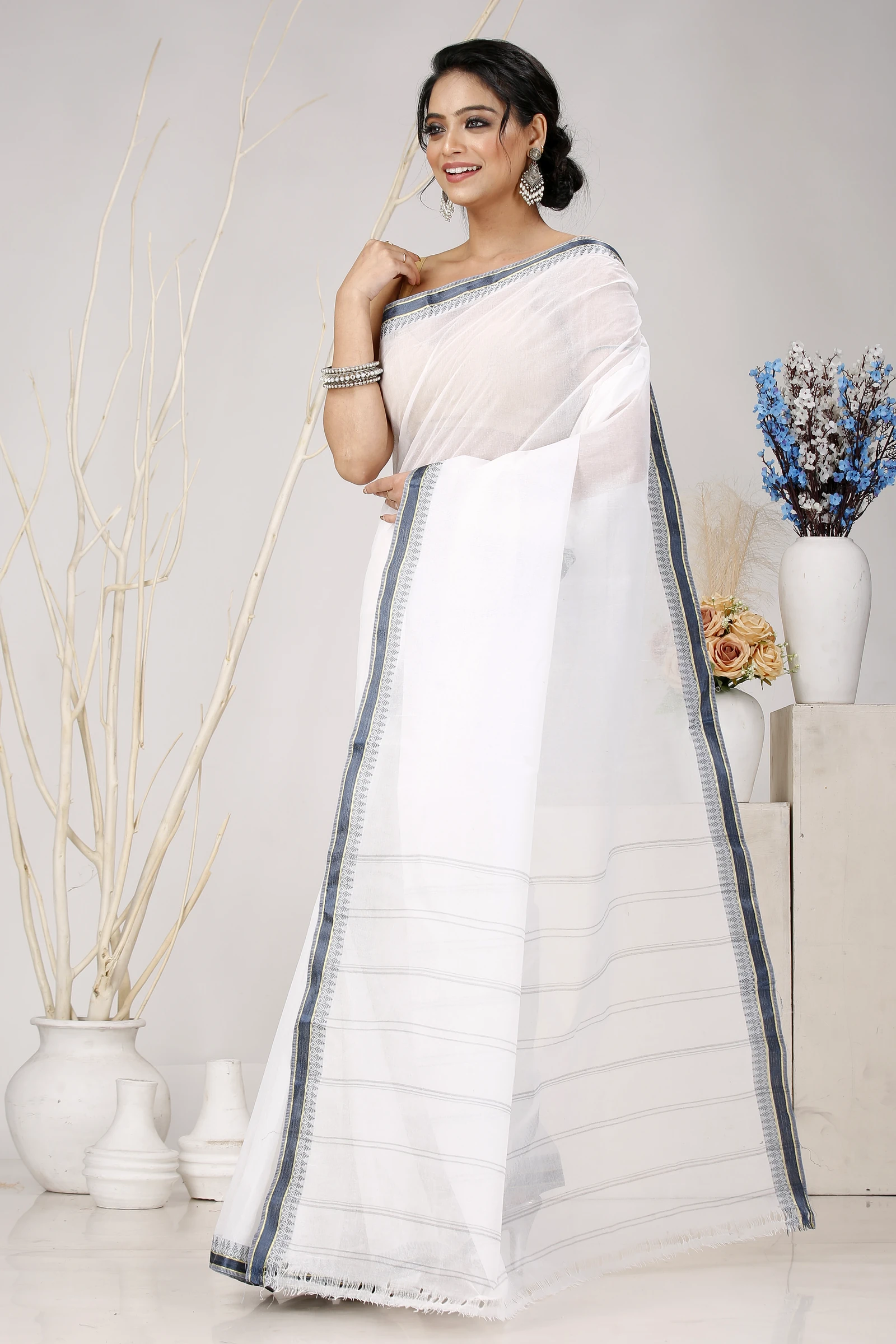 White Black Pure Cotton Subra Tant Saree (1555)