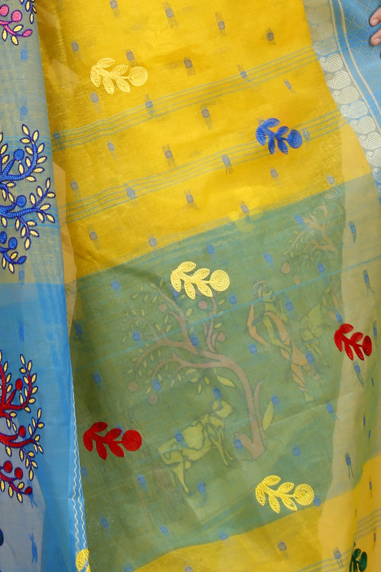 Light Yellow Pure Cotton Embi Ganga Agri Tant Embroidery (1568)