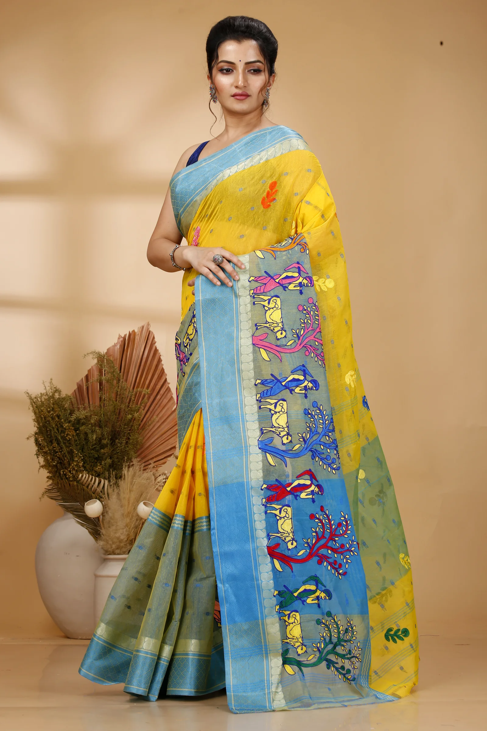 Light Yellow Pure Cotton Embi Ganga Agri Tant Embroidery (1568)