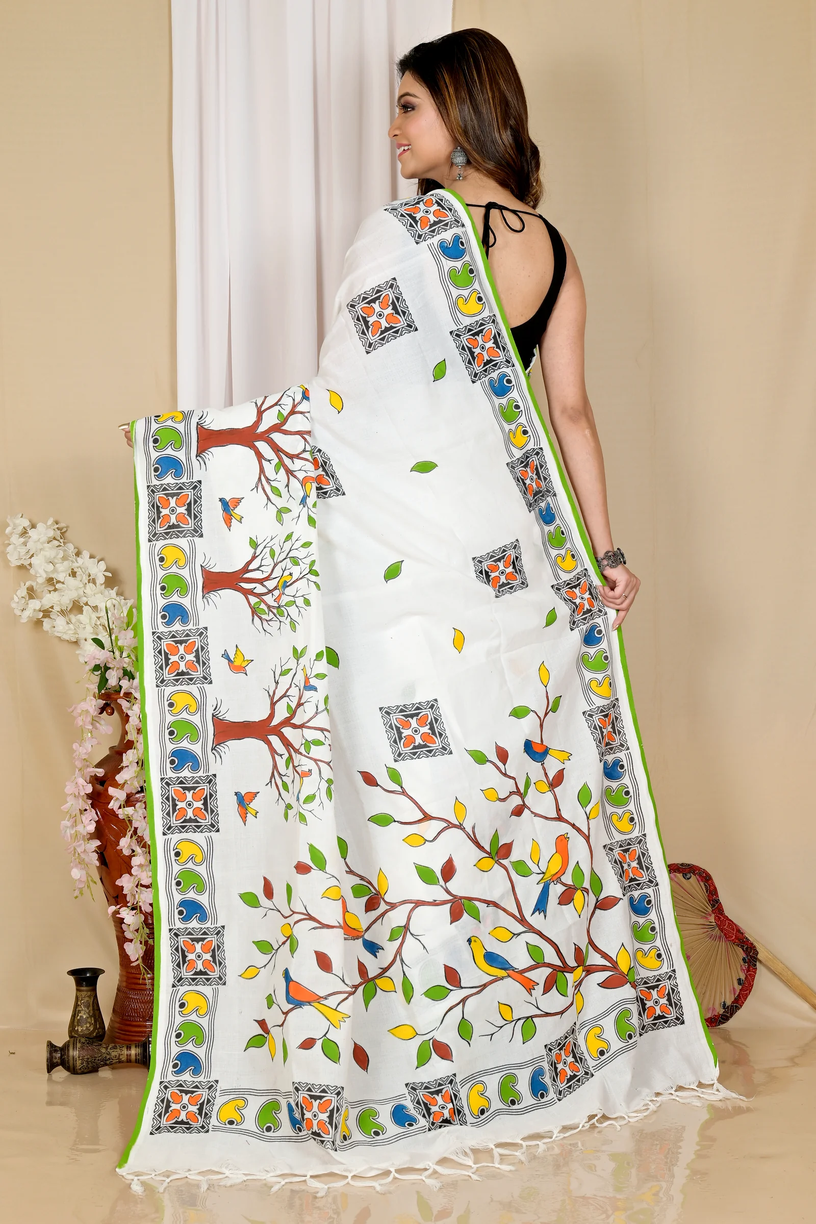 White Pure Cotton Asu Hand Loom Saree (1580)