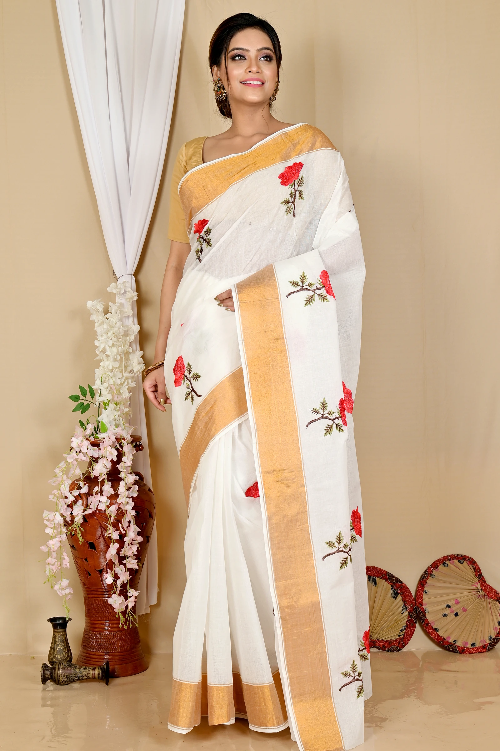 White Red Pure Cotton Askiti Tant Embroidery (1601)