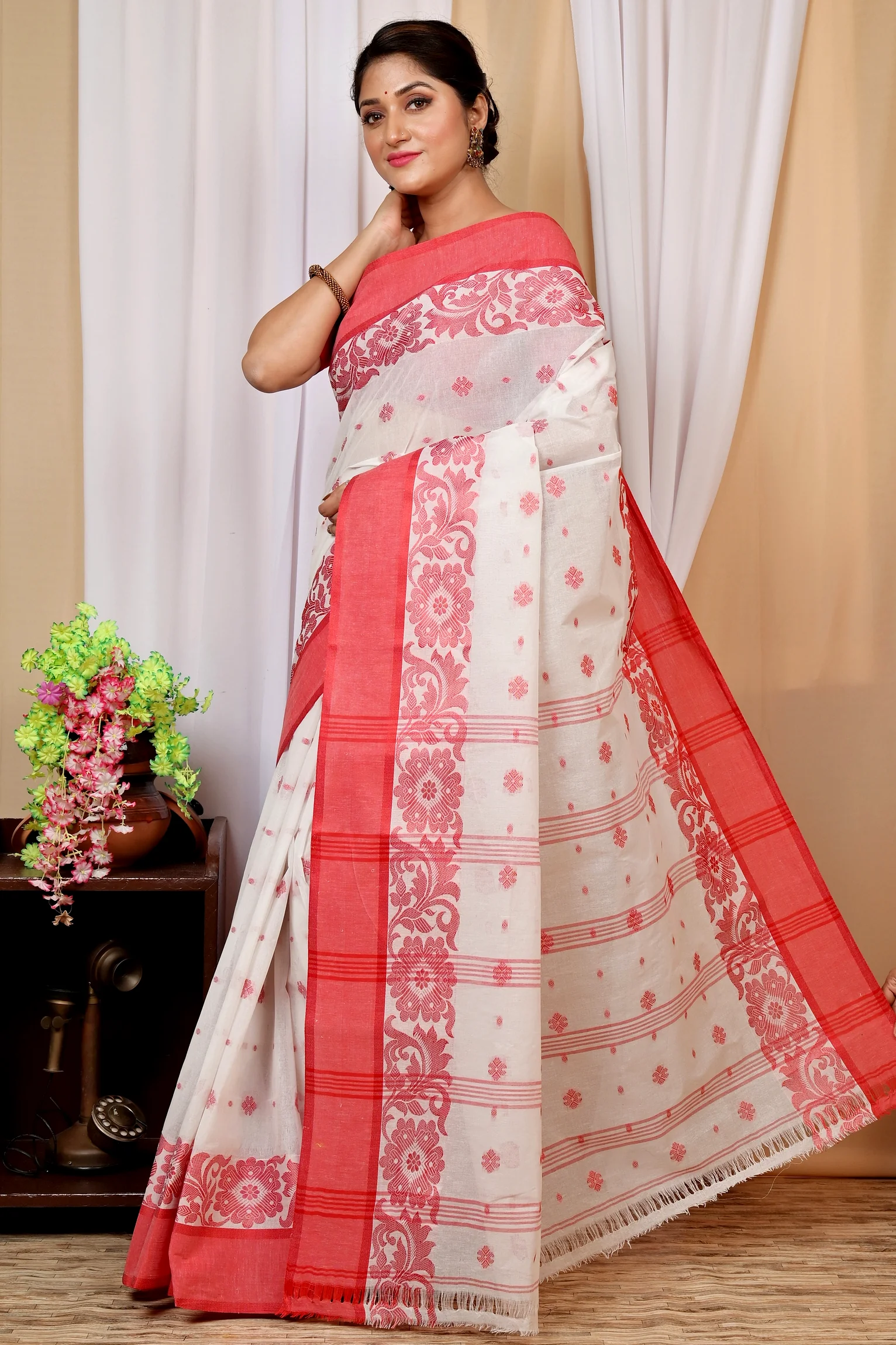 White Red Pure Cotton Heruka Tant Saree (1606)