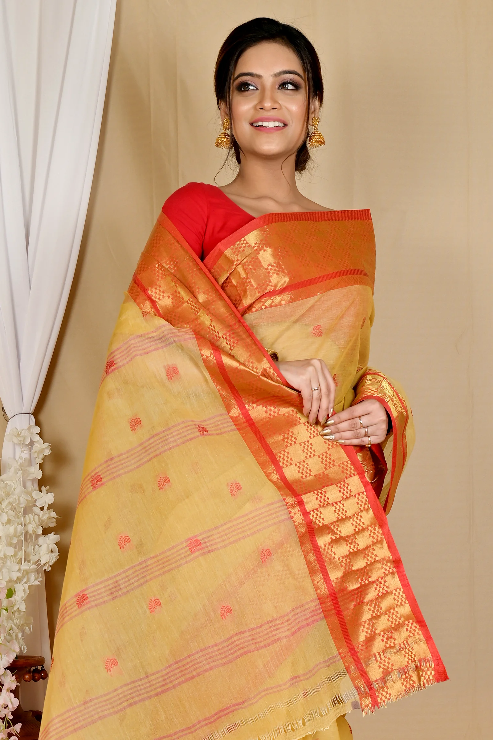 Cream Pure Cotton Atula Tant Saree (1649)