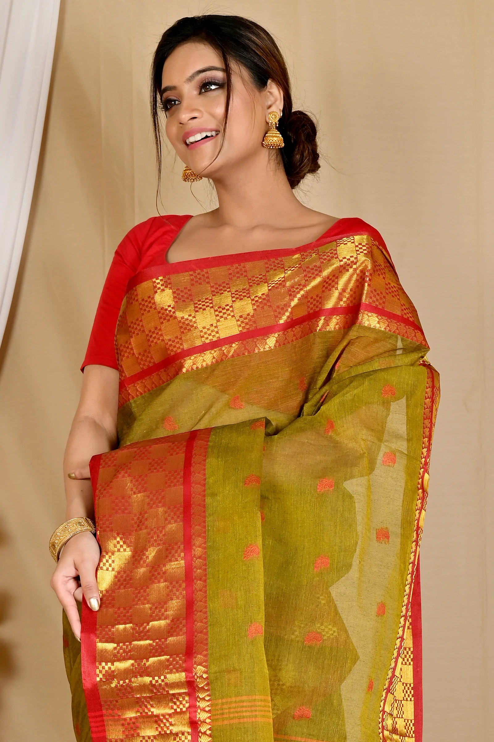 Olive Green Pure Cotton Atula Tant Saree (1650)