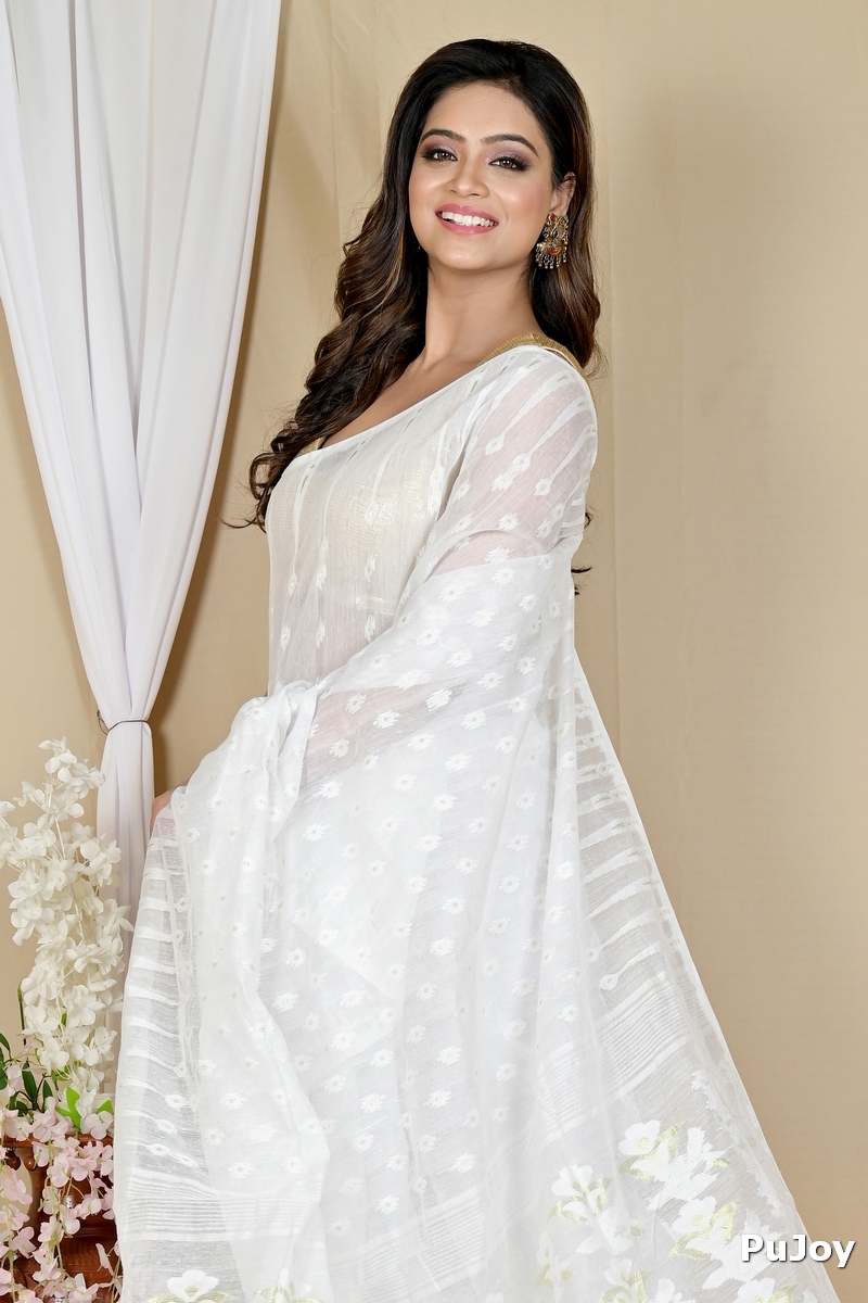 White Blended Cotton Rapial Jamdani Saree (1684)
