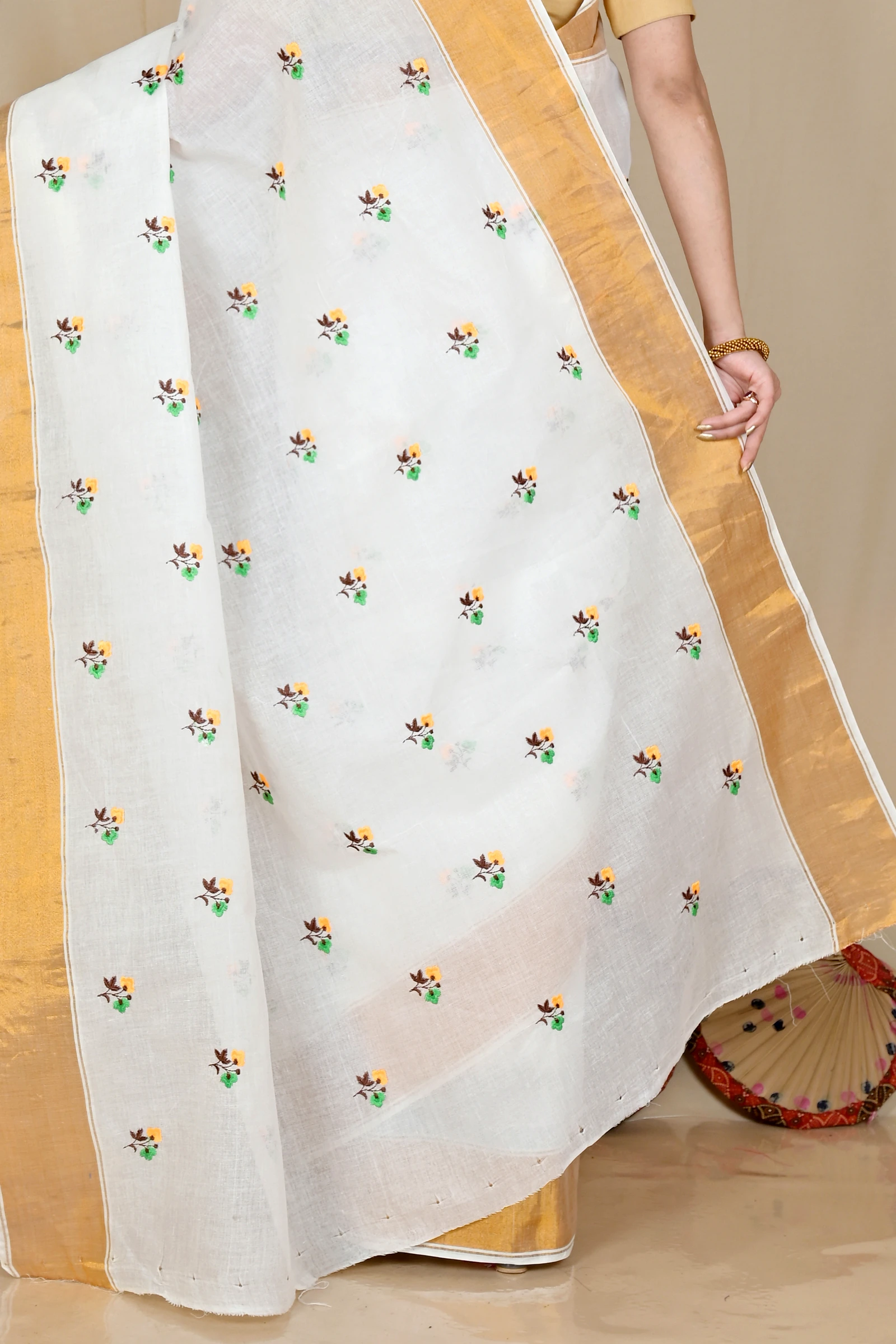 White Glold Pure Cotton Leome Tant Embroidery (1687)